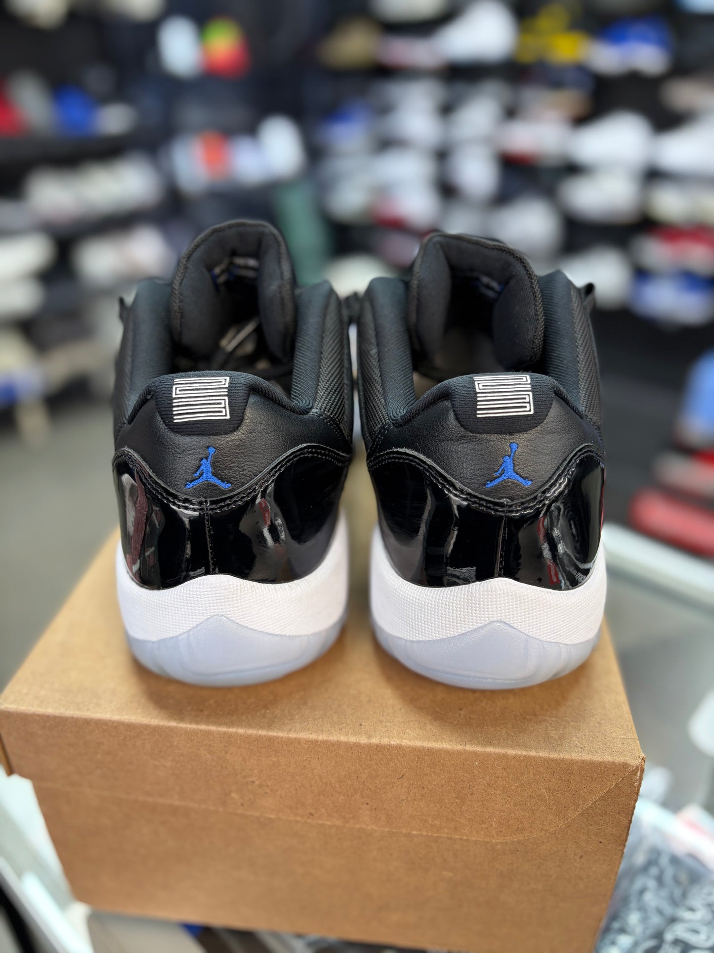 Jordan 11 Low “SPACEJAM” Size 11