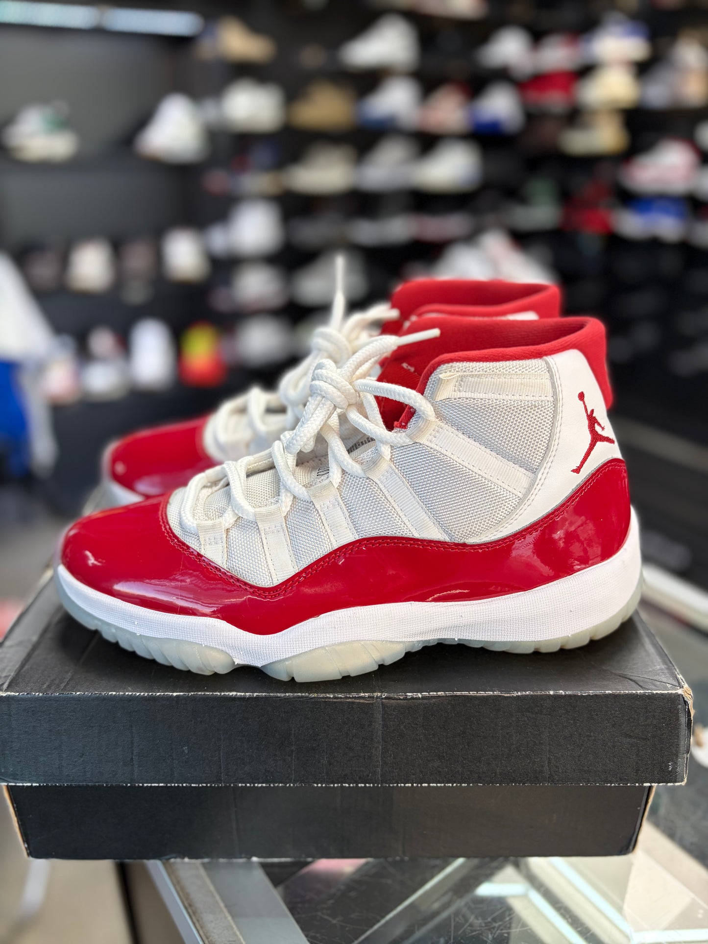 Jordan 11 “Cherry” Size 9