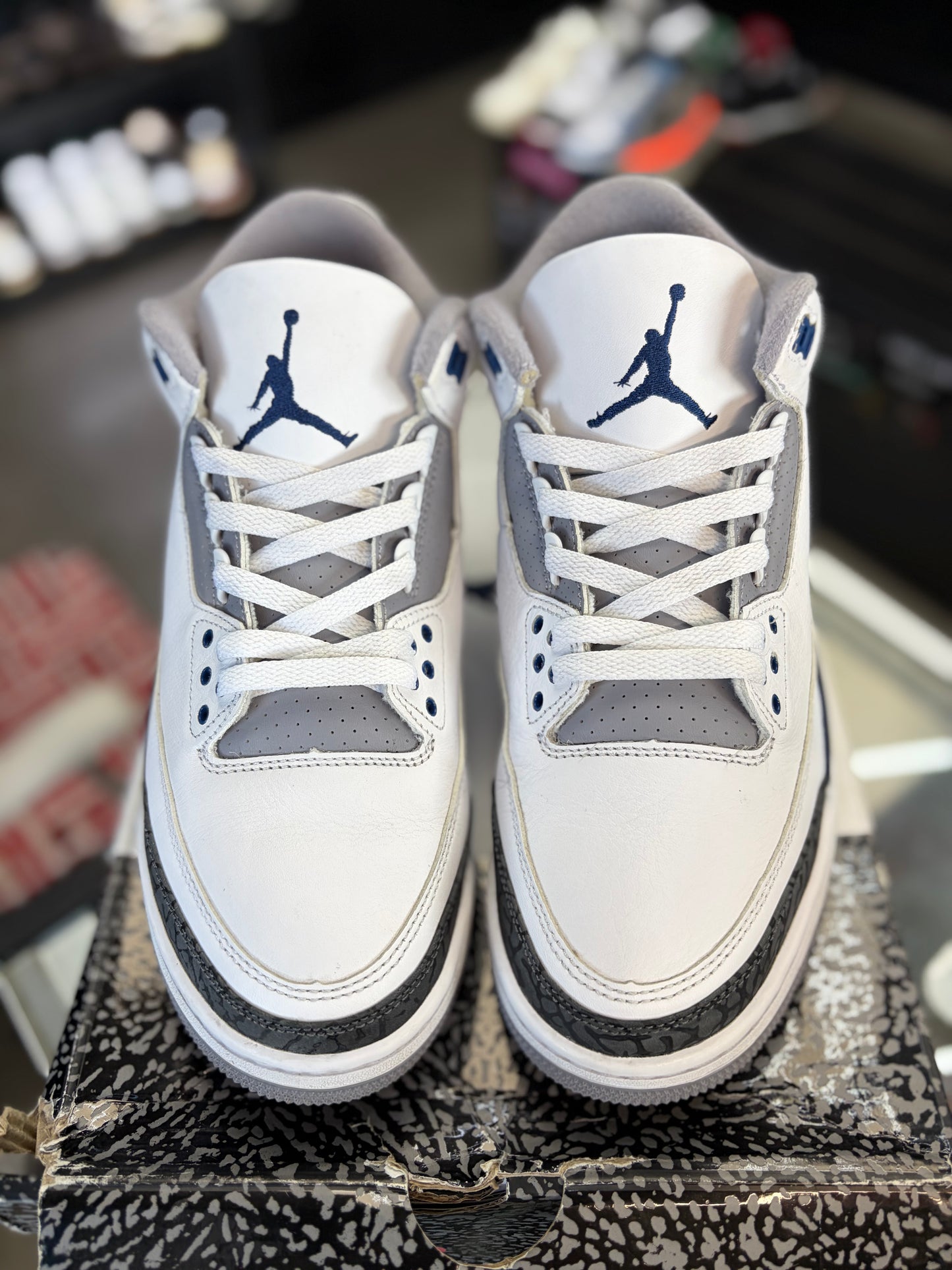 Jordan 3 “Midnight Navy” Size 9