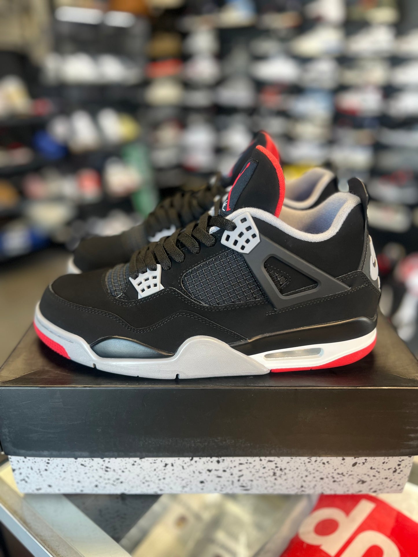 Jordan 4 “Bred” (2019) Size 11