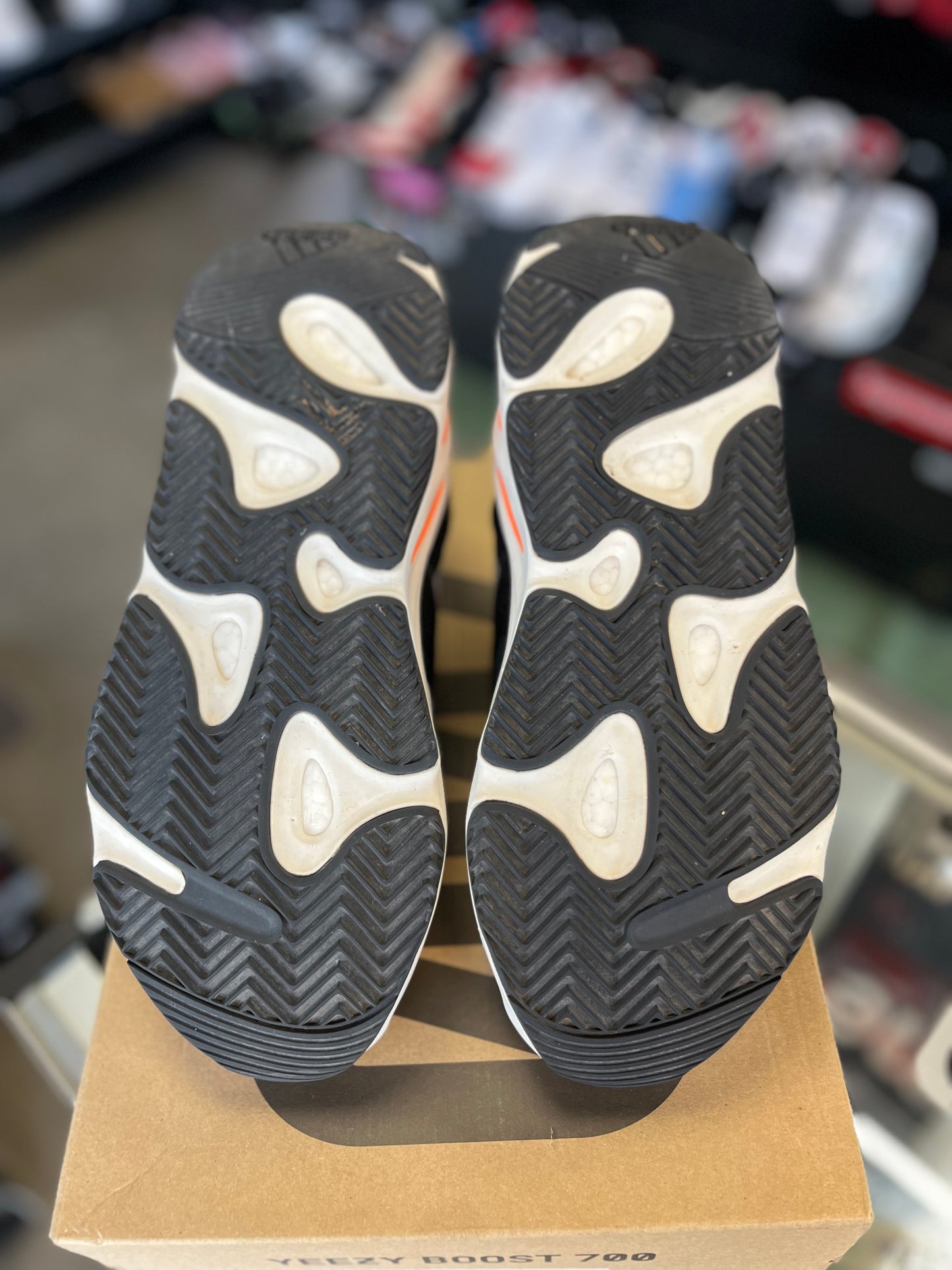 Yeezy 700 “Waverunner” Size 11