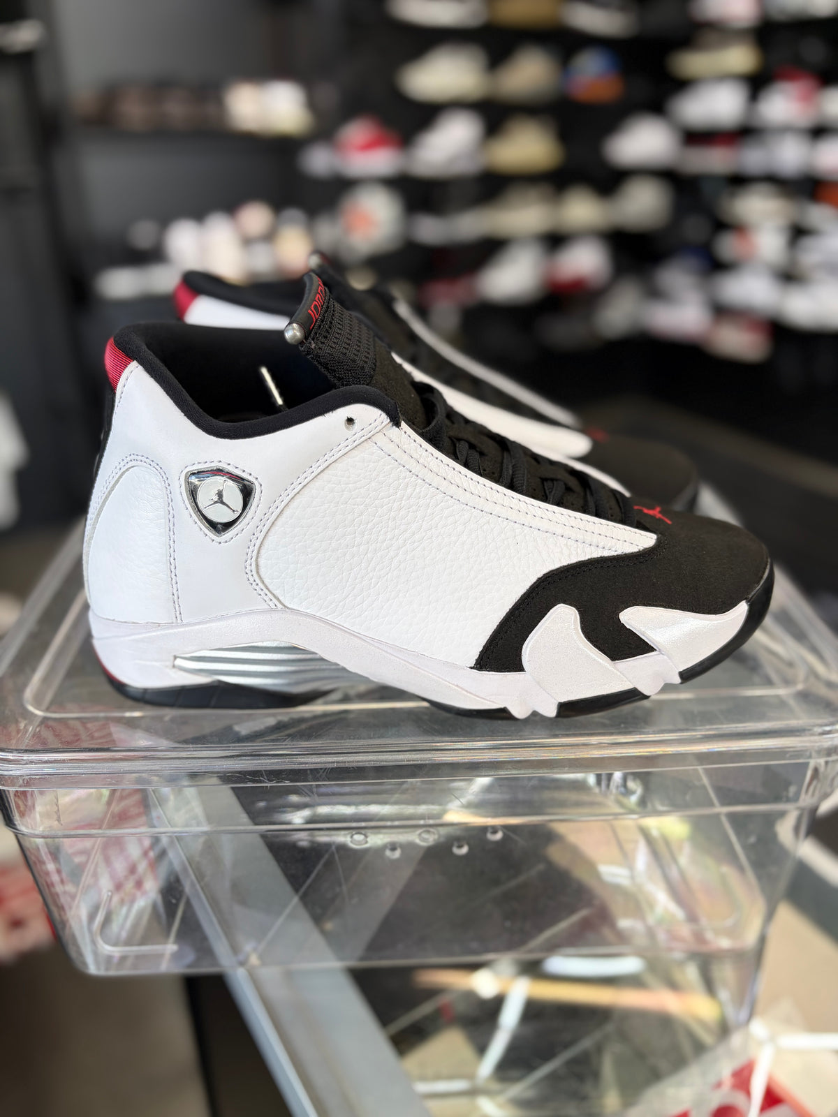 Jordan 14 “Black Toe” Size 9