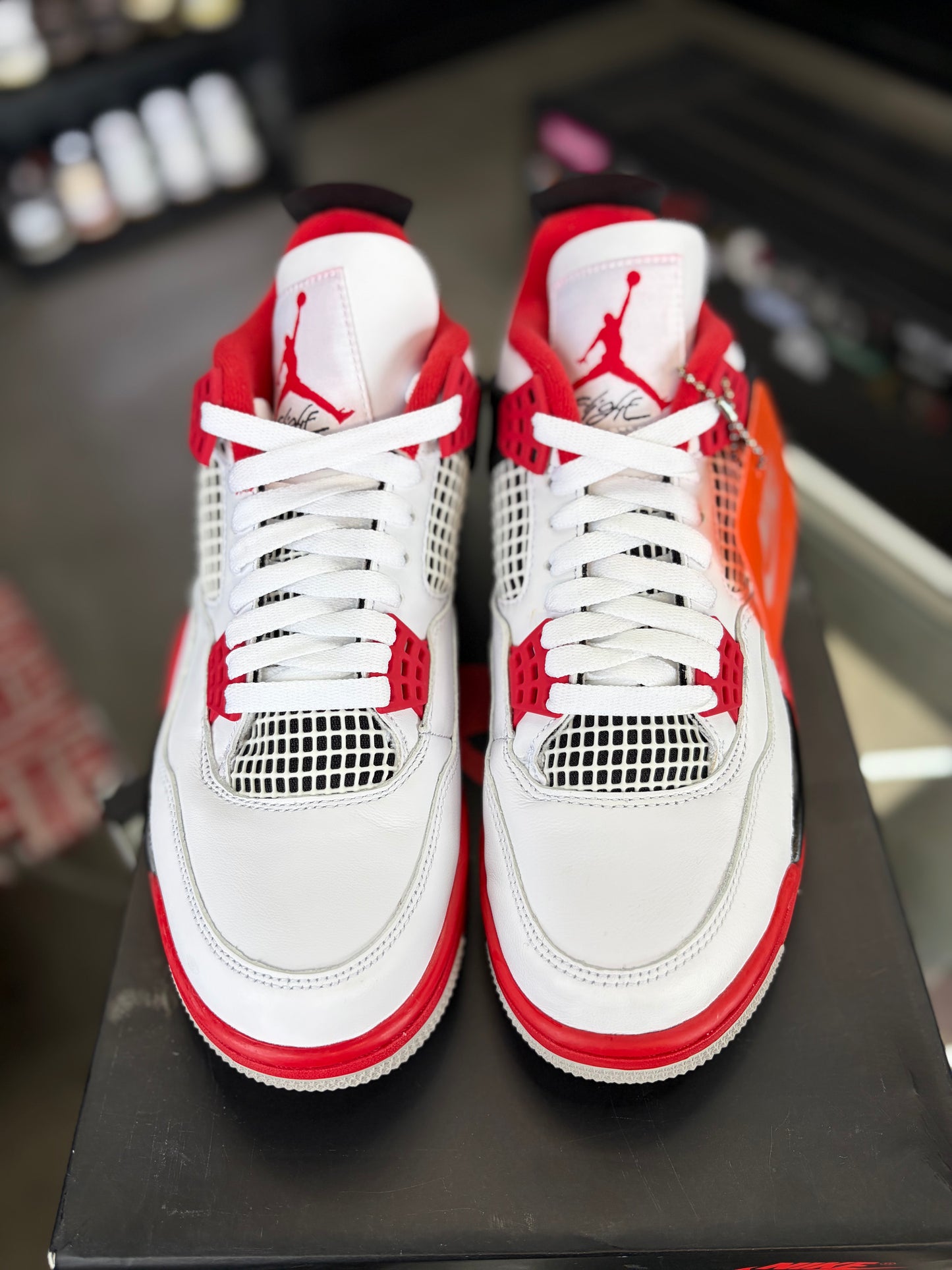 Jordan 4 “Fire Red” (2020) Size 8.5
