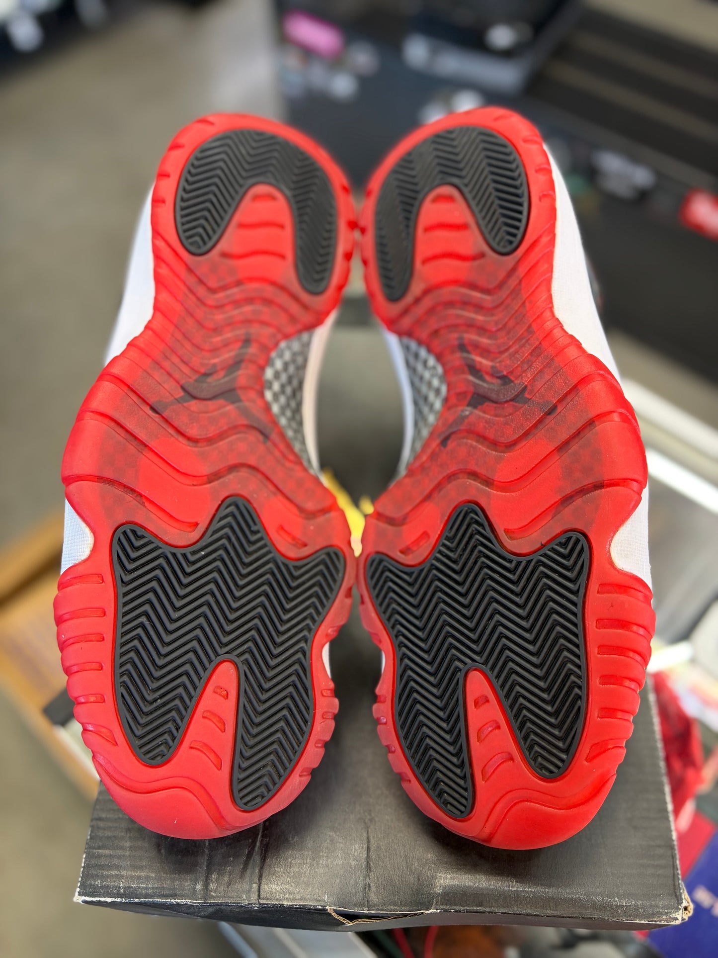 Jordan 11 Low “Bred” (2015) Size 11