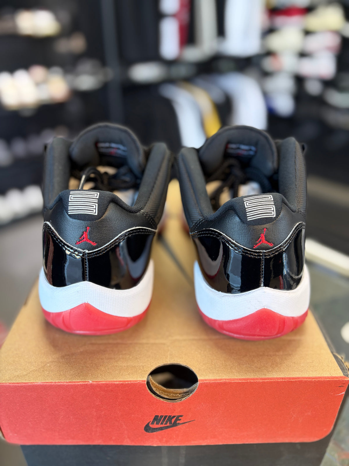 Jordan 11 Low “Bred” Size 8