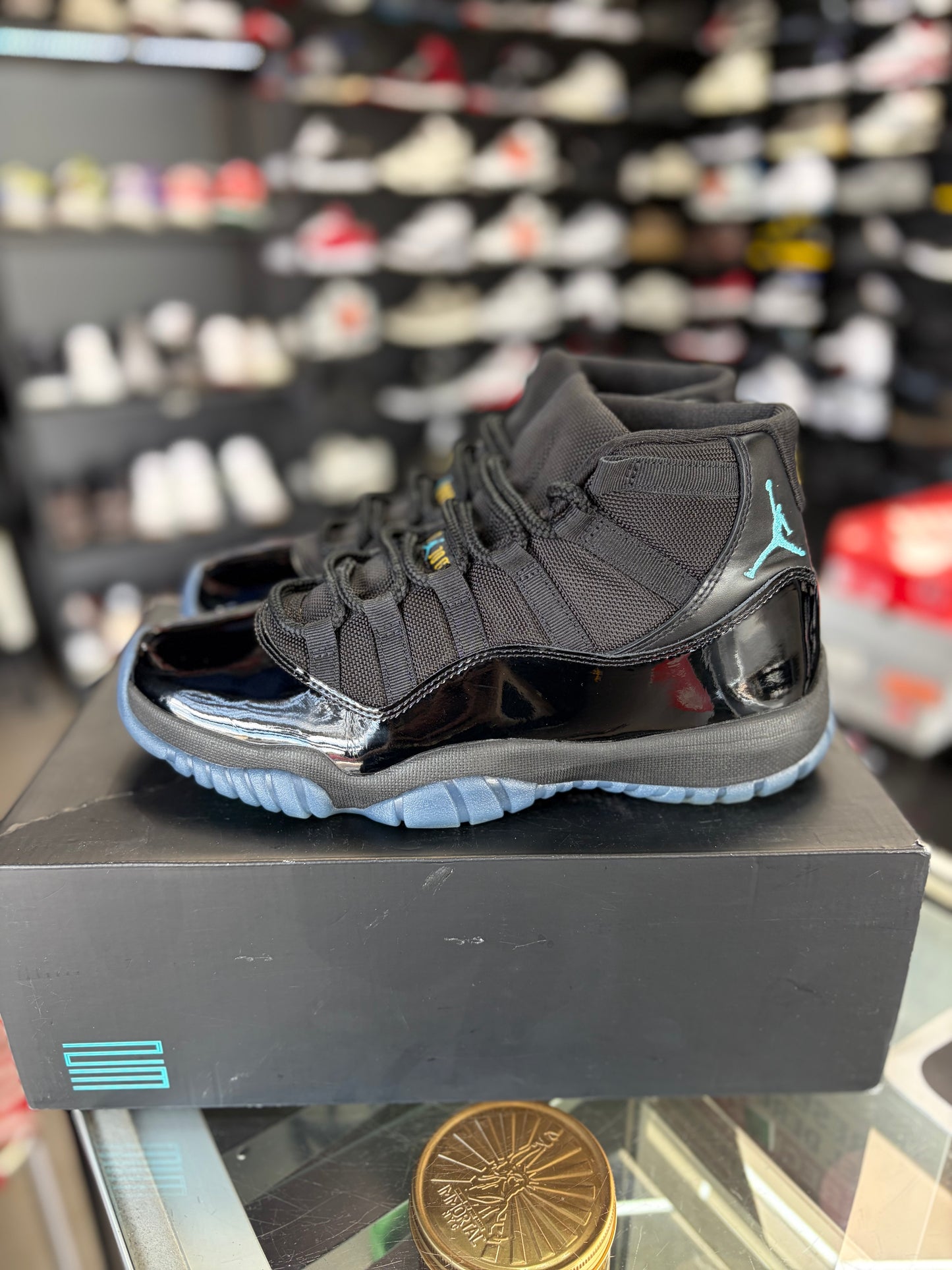 Jordan 11 “Gamma” Size 9