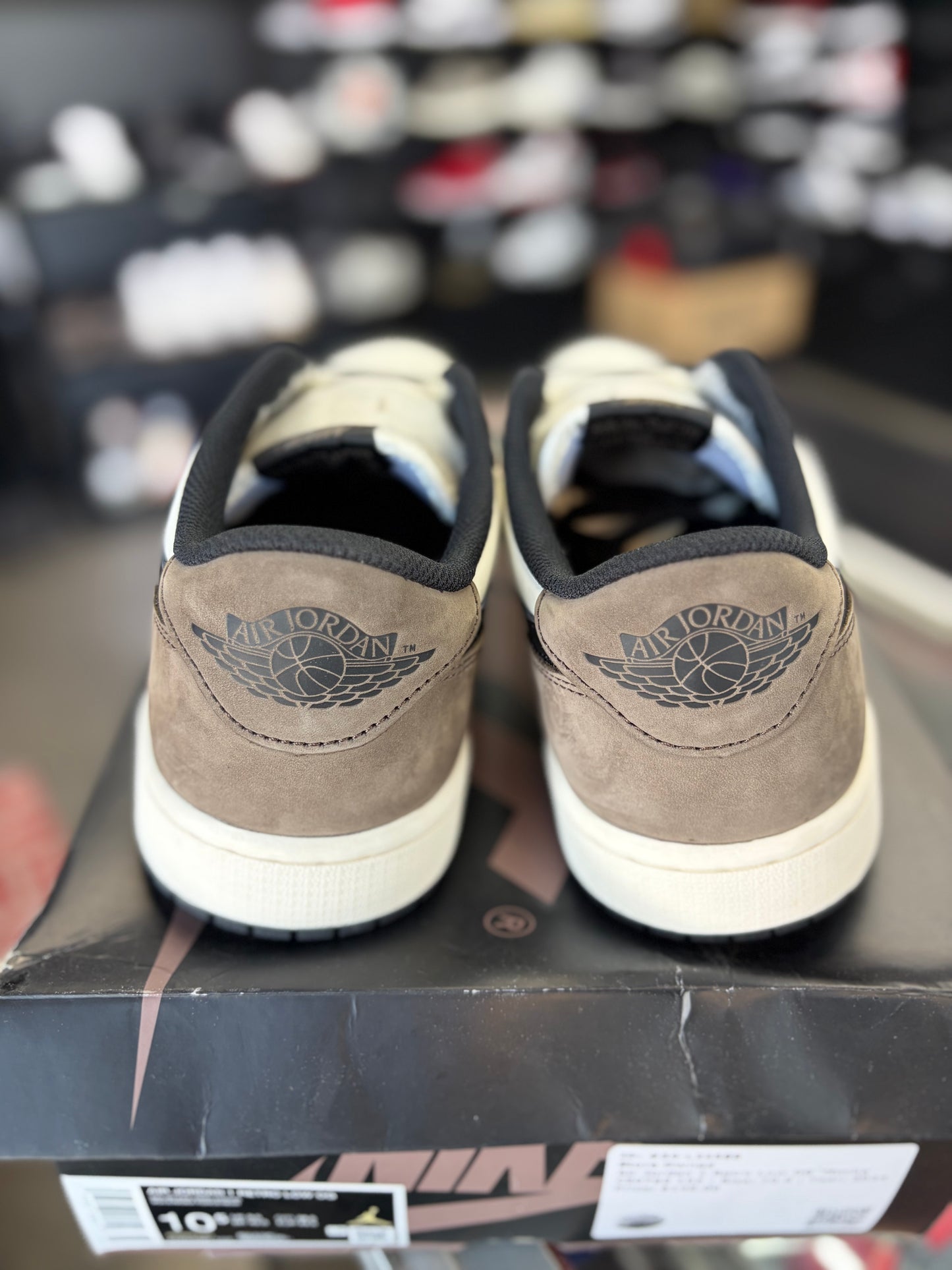 Jordan 1 Low “Mocha” Size 10.5