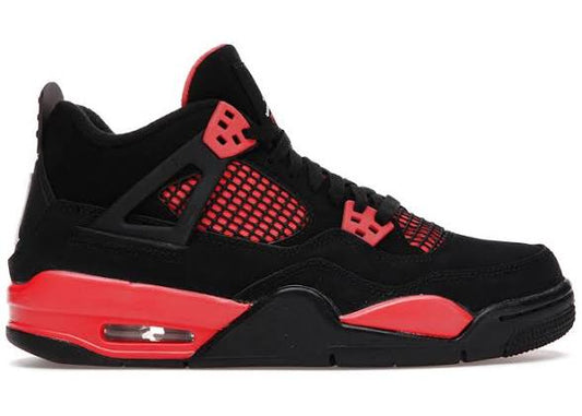 Jordan 4 “Red Thunder” Size 7y /8.5w