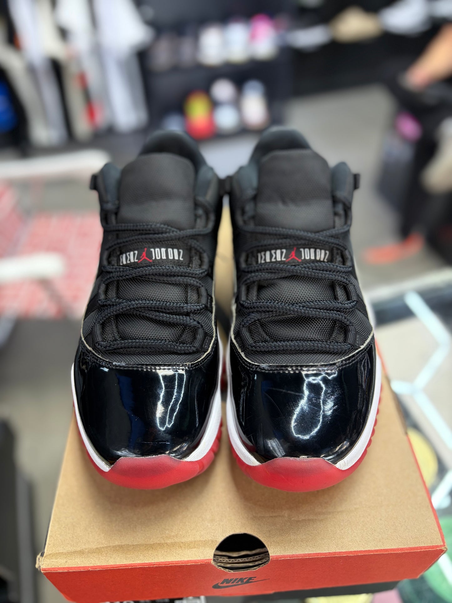 Jordan 11 Low “Bred” (2025) Size 10
