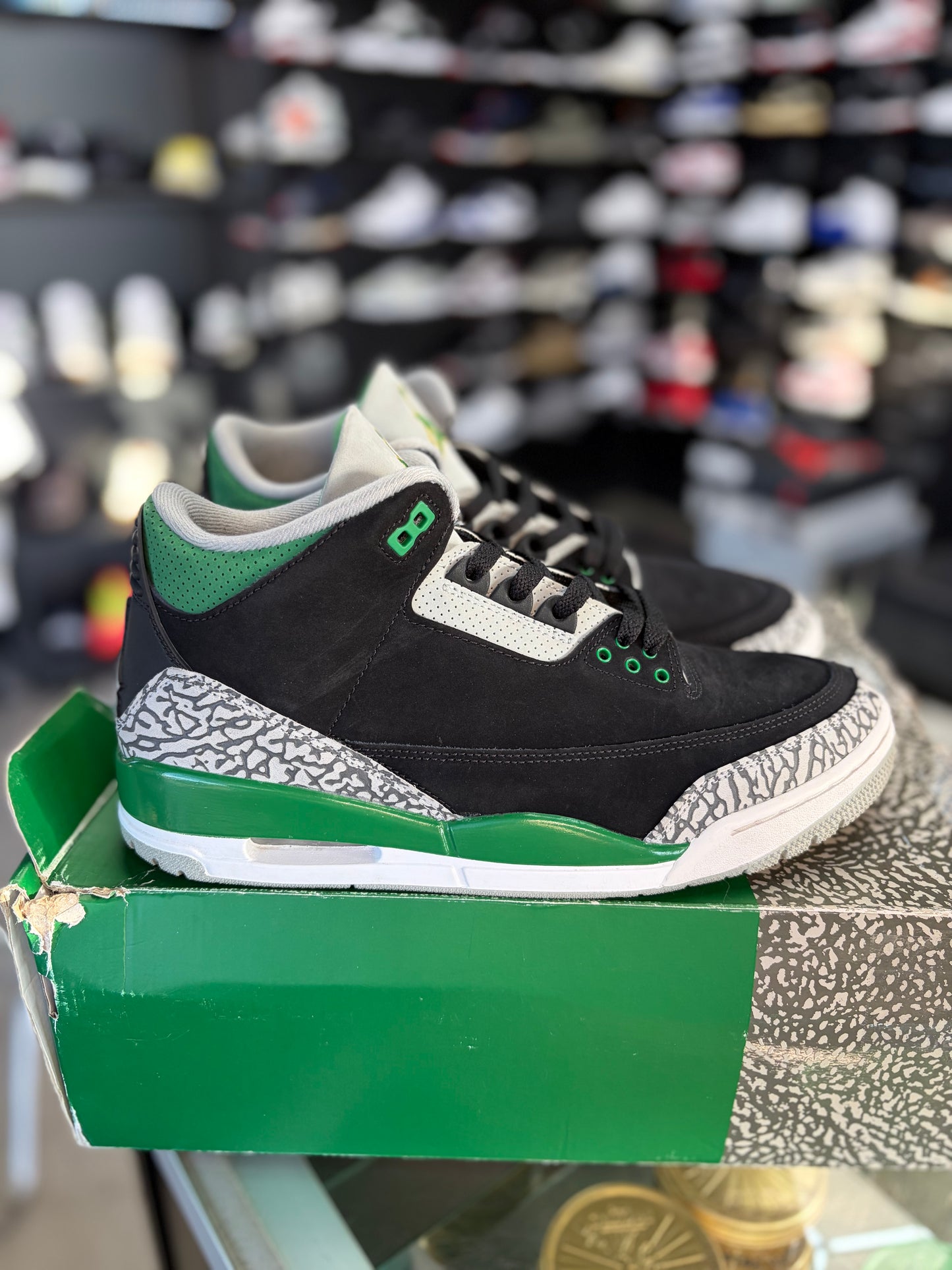 Jordan 3 “Pine Green” Size 10.5
