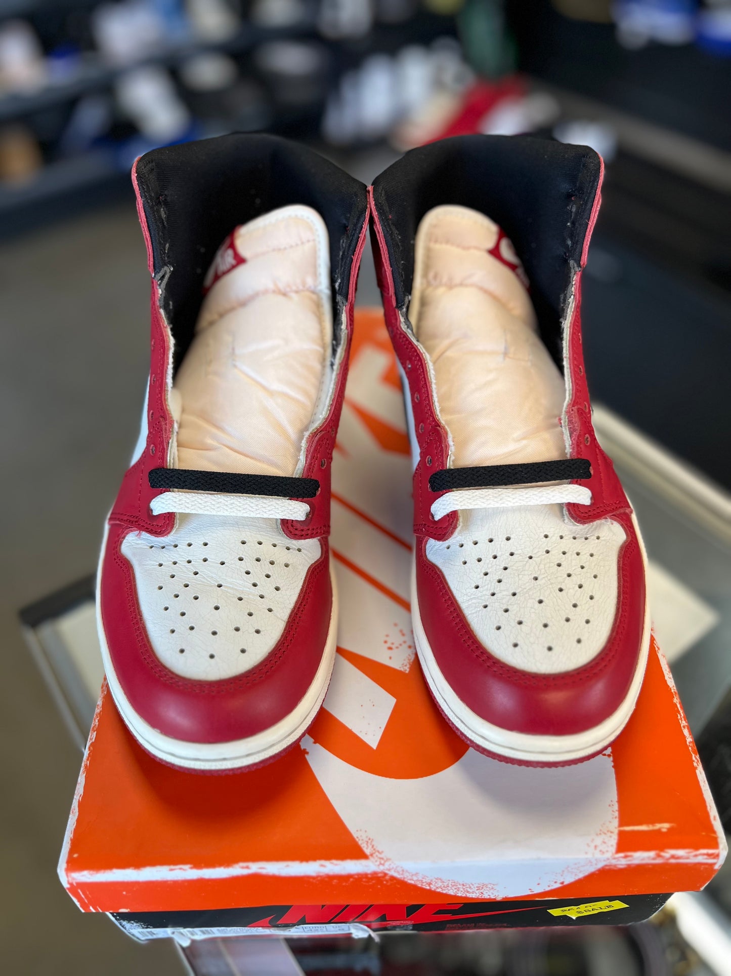 Jordan 1 “Lost & Found” Size 9