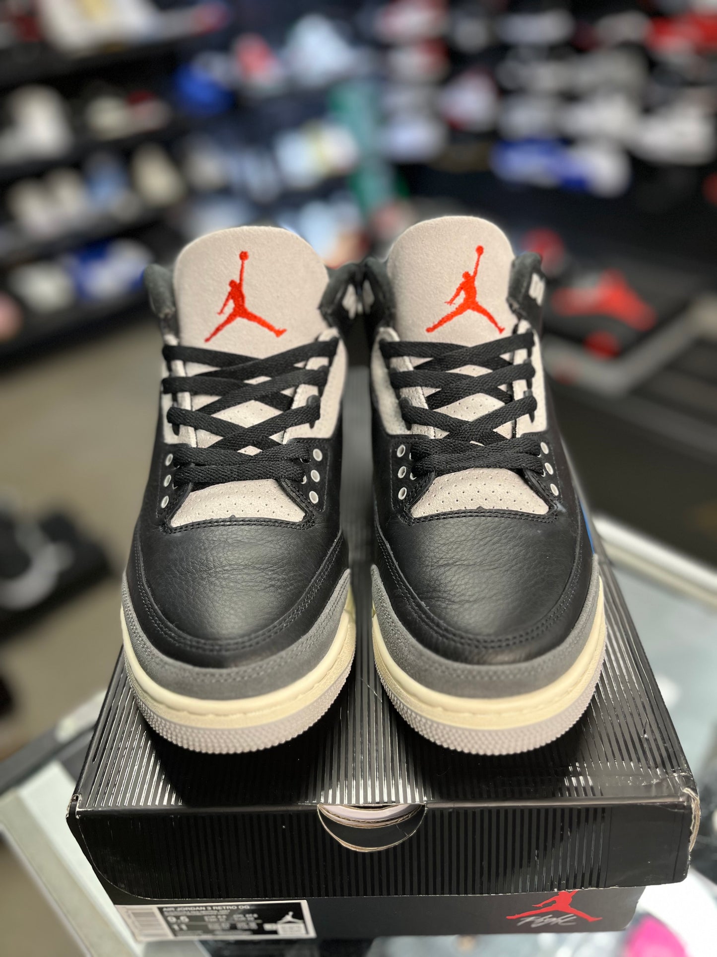 Jordan 3 “Rare Air” Size 9.5