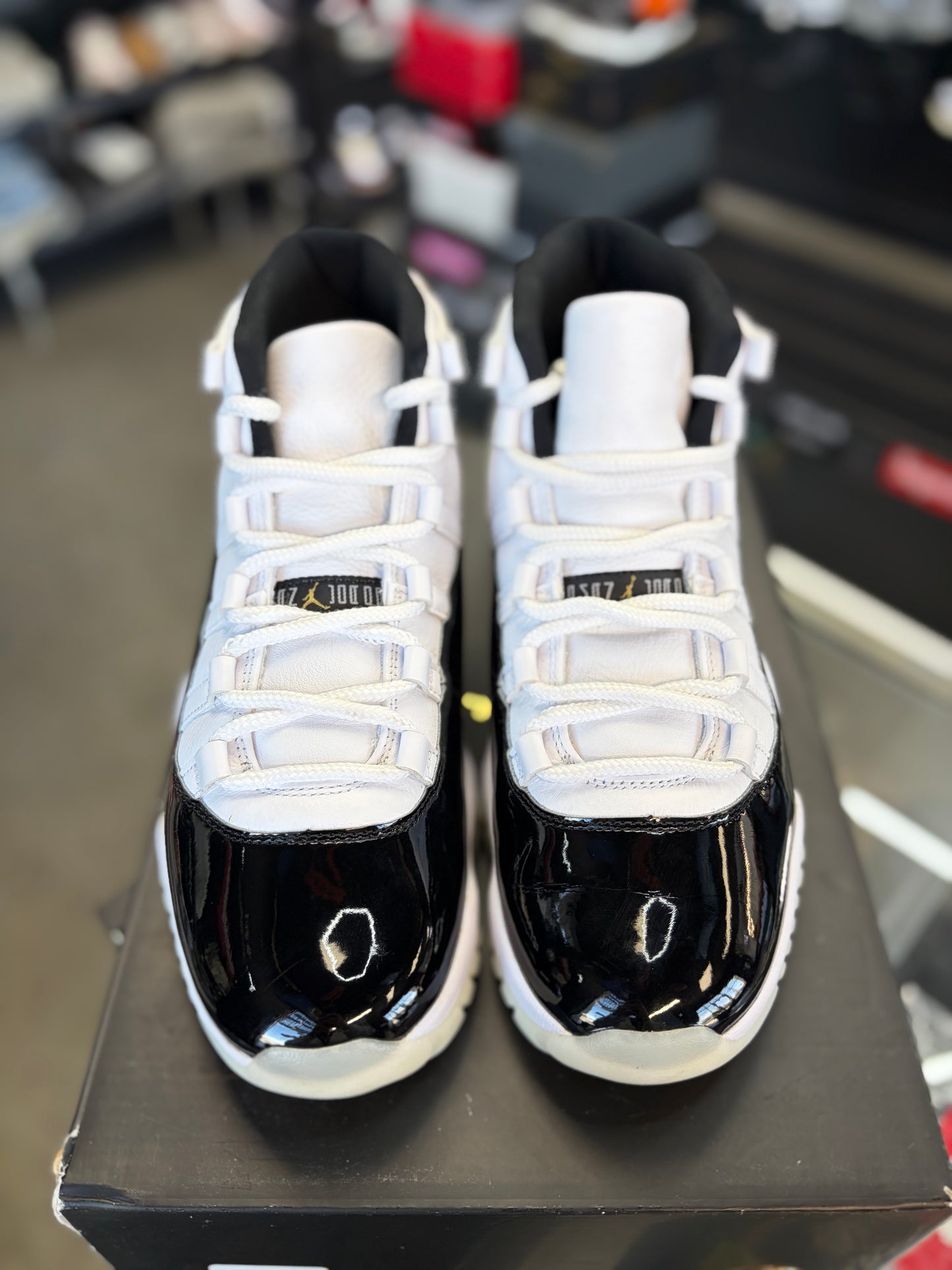 Jordan 11 “Gratitude” Size 9.5