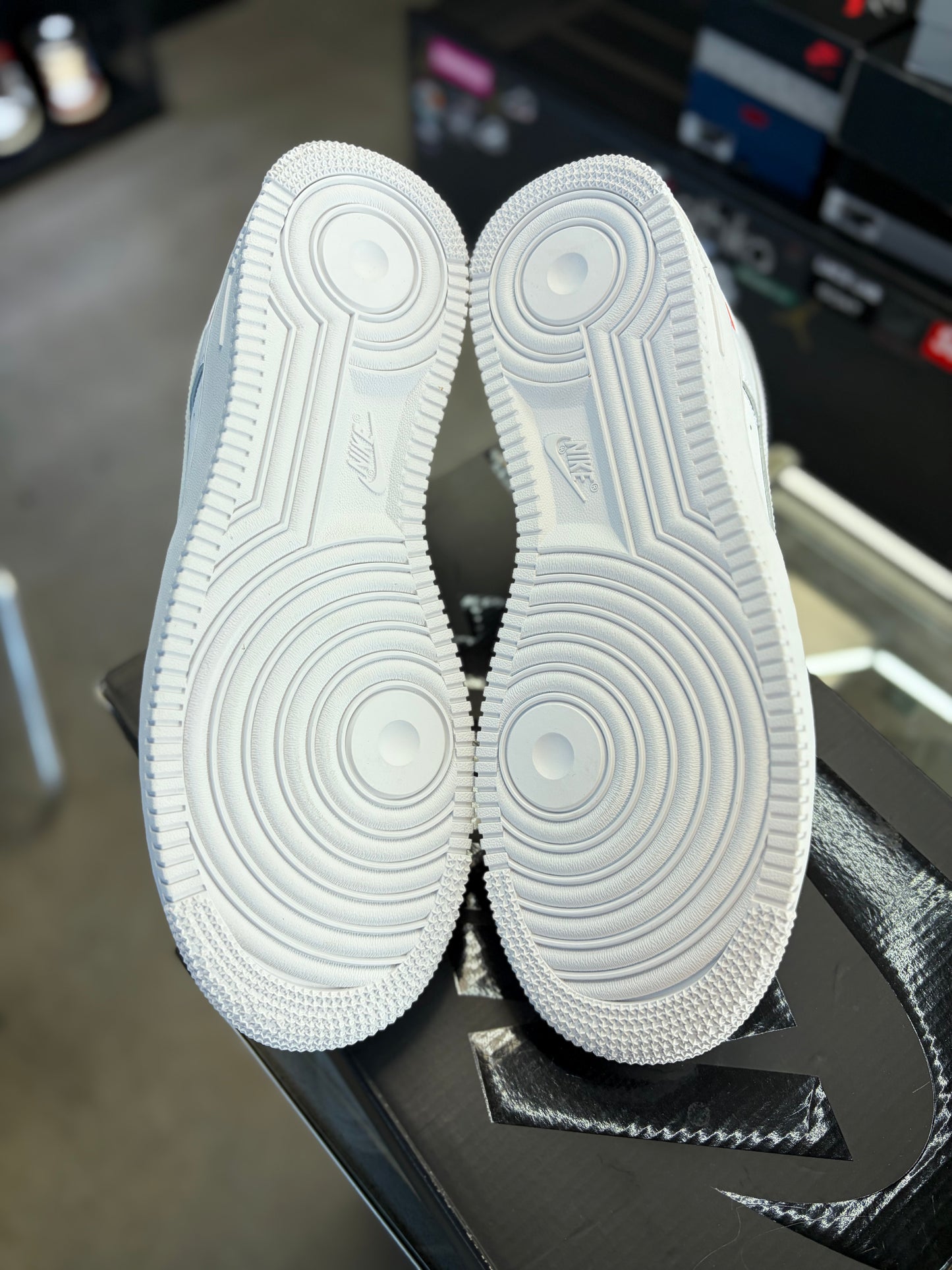 Nike Supreme AF1 “White” Size 9