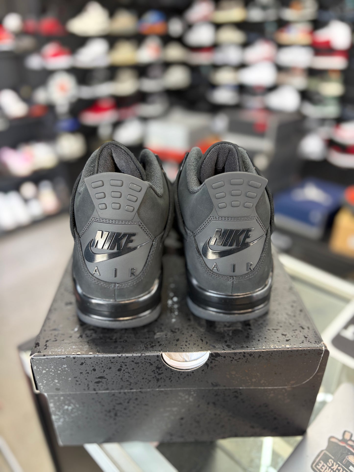 Jordan 4 “Black Cat” (2025) Size 10.5