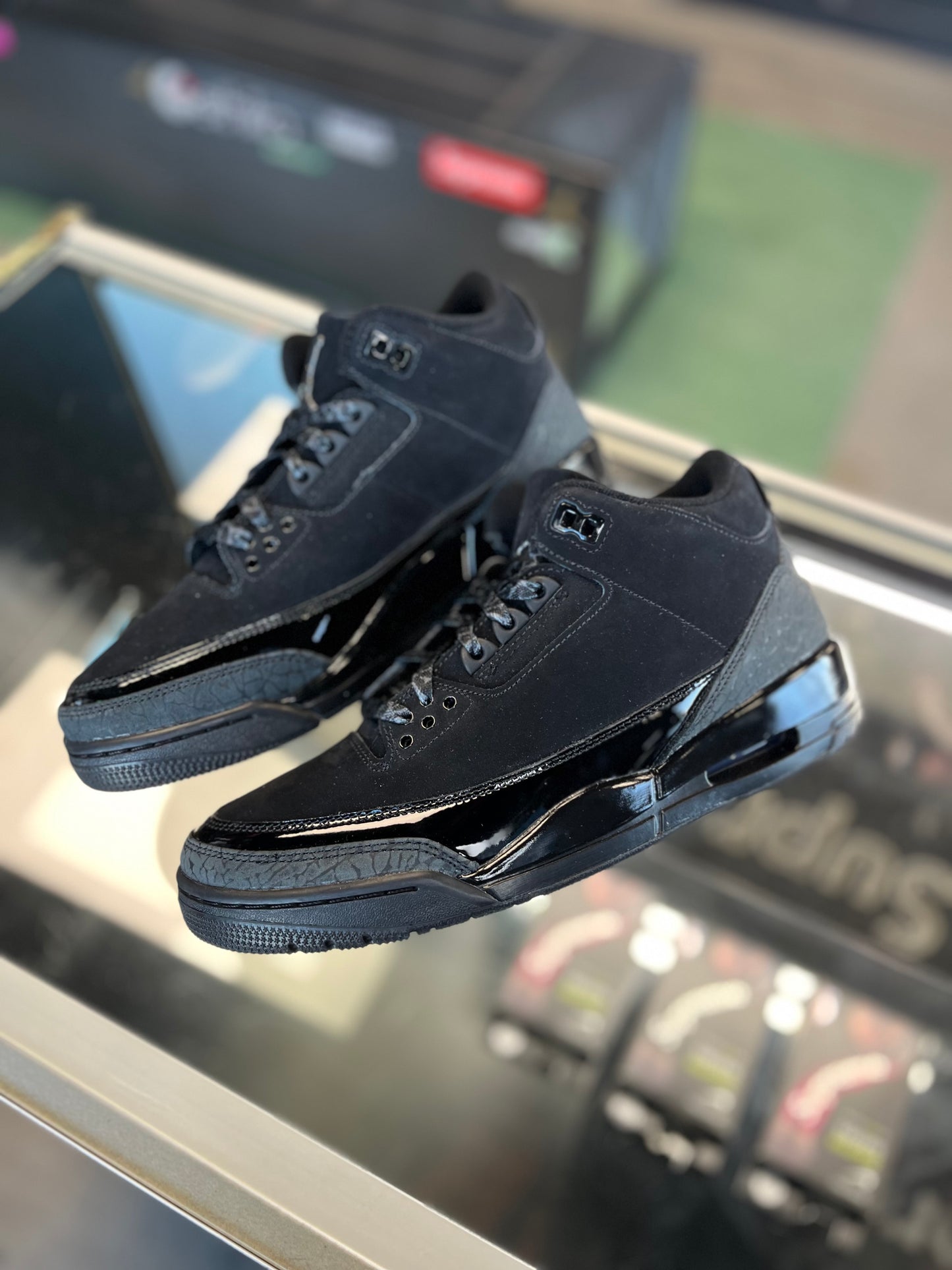 Jordan 3 “Black Cat” (2025) Size 9