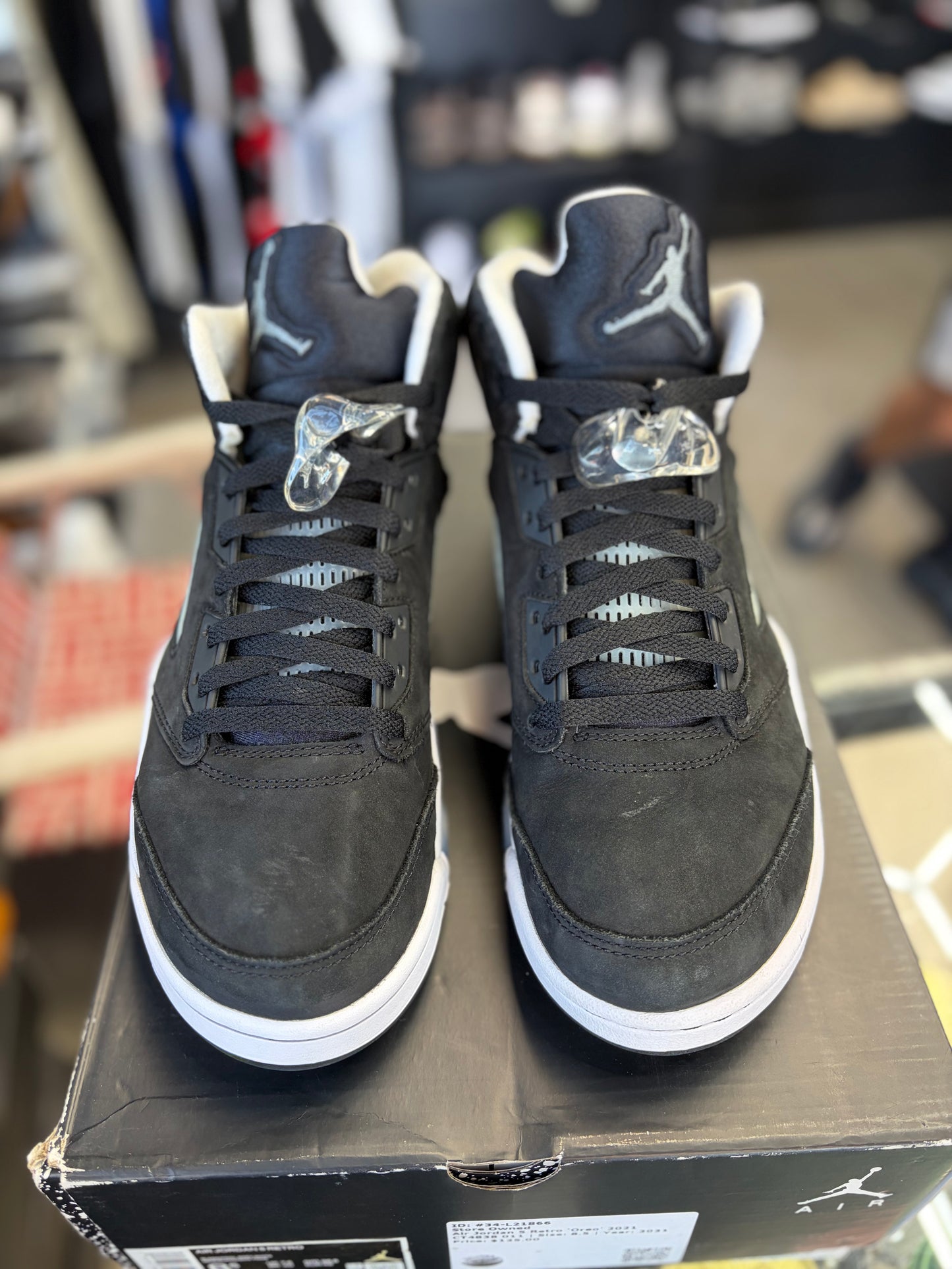 Jordan 5 “Moonlight/Oreo” Size 8.5