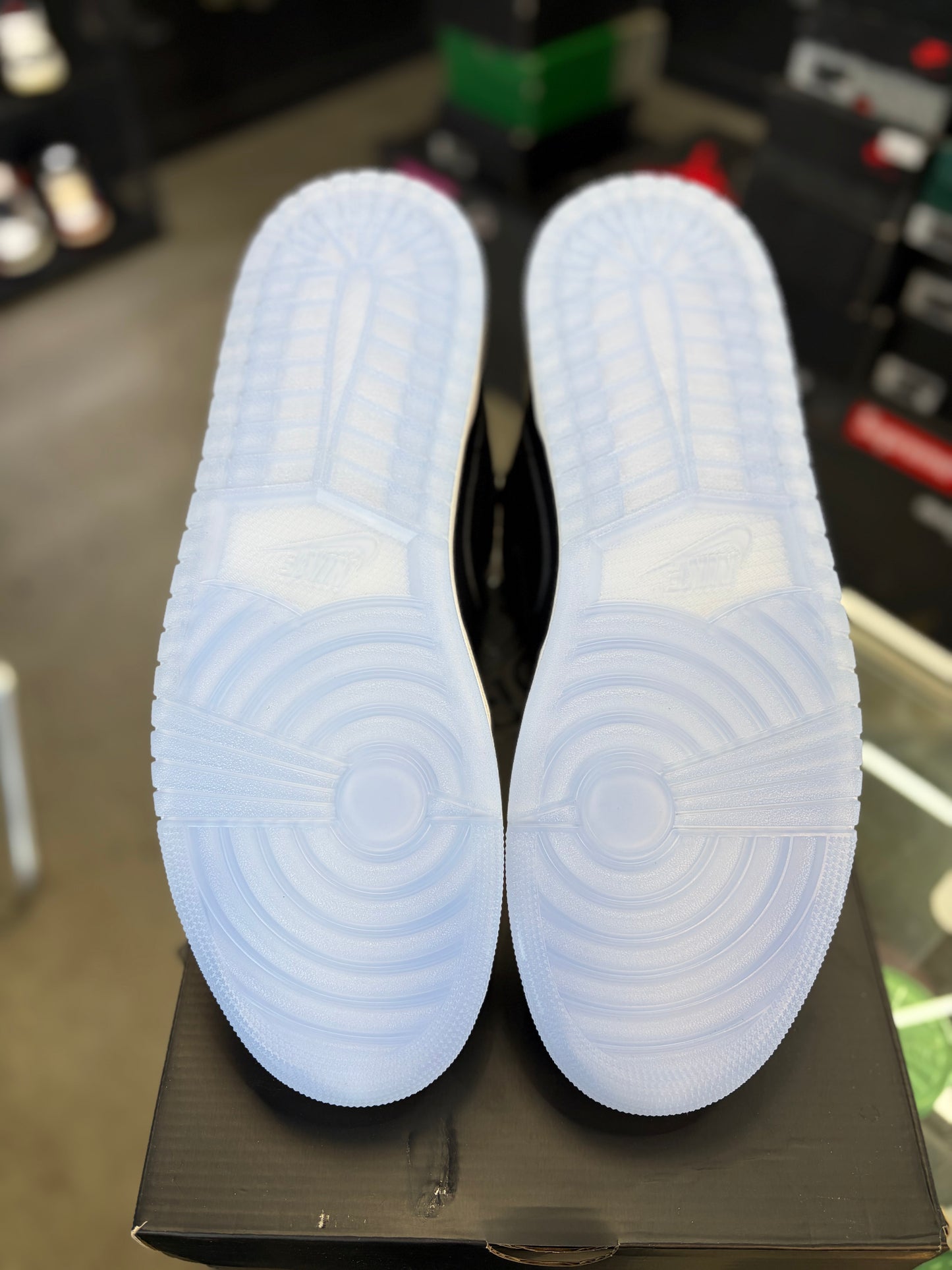 Jordan 1 Mid “SPACEJAM” Size 12