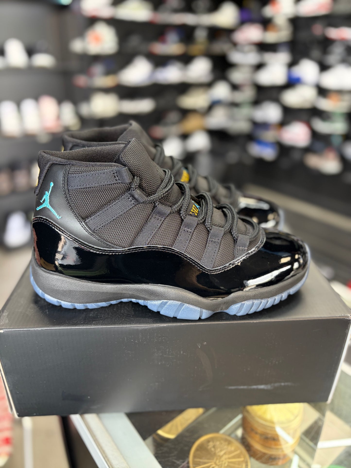 Jordan 11 “Gamma” Size 8.5