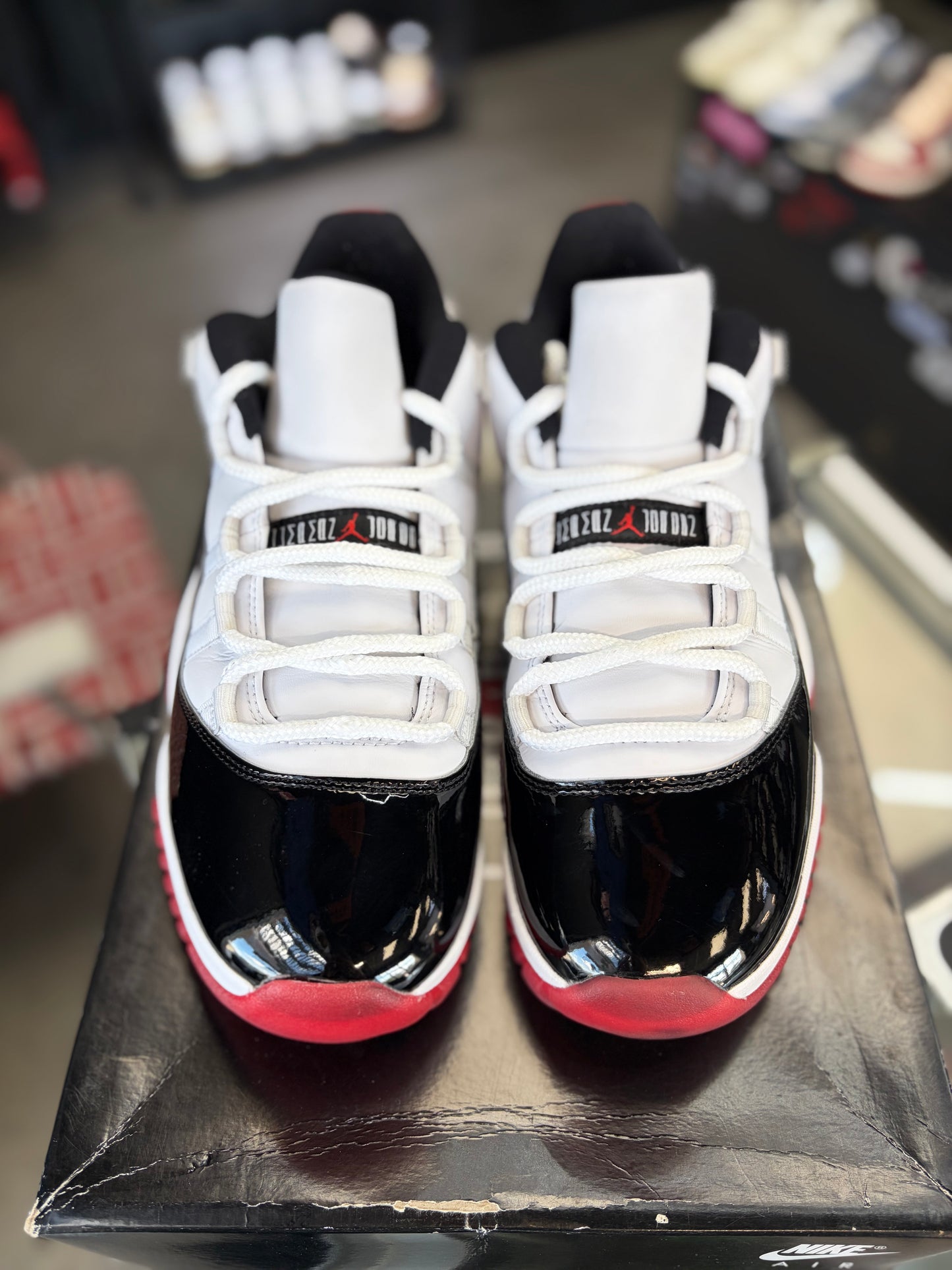 Jordan 11 Low “Concord Bred” Size 10