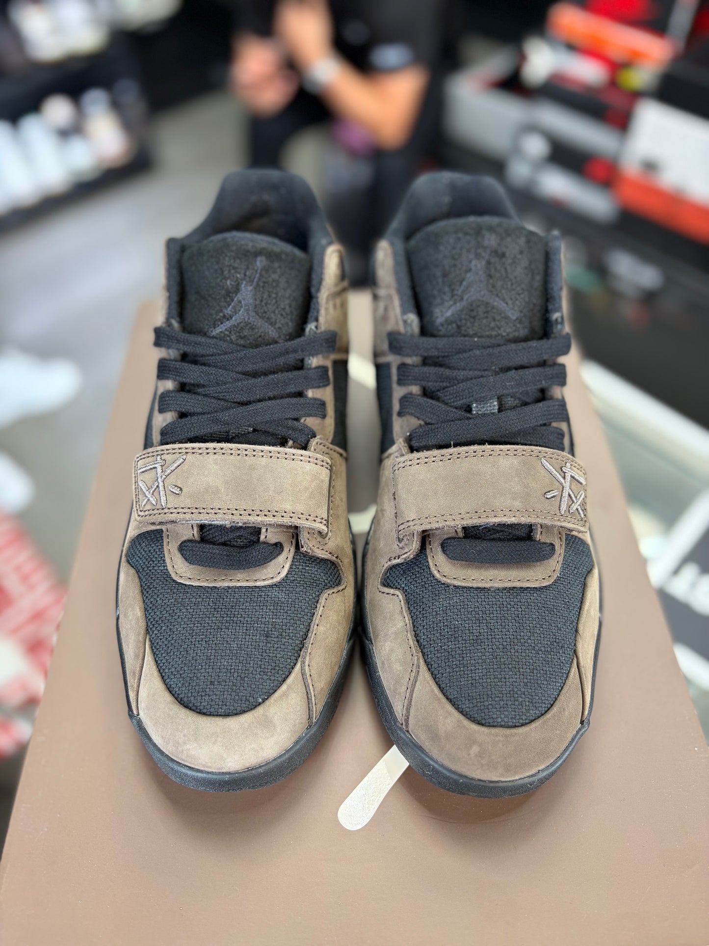 Jumpman Jack x Travis Scott “Mocha” Size 9