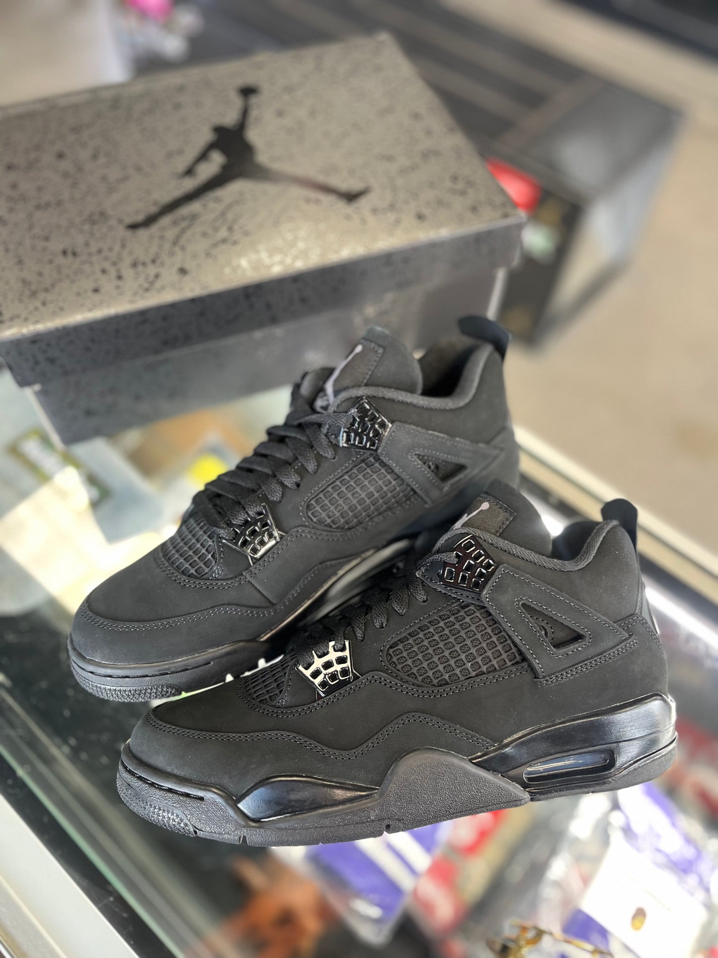 Jordan 4 “Black Cat” (2025)