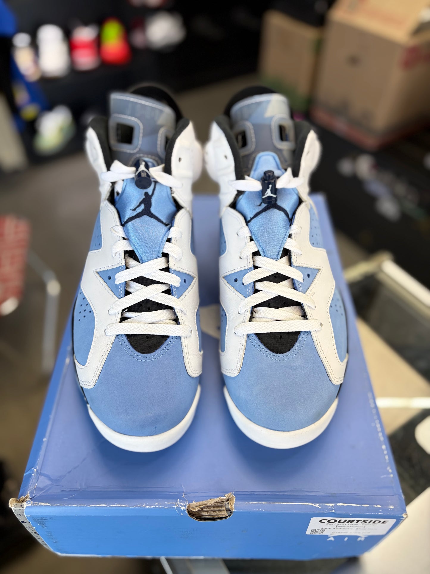 Jordan 6 “UNC” Size 9.5
