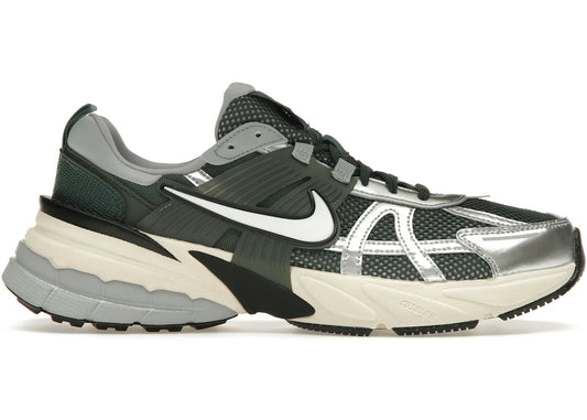 Nike V2K Run “Vintage Green” Size 8.5