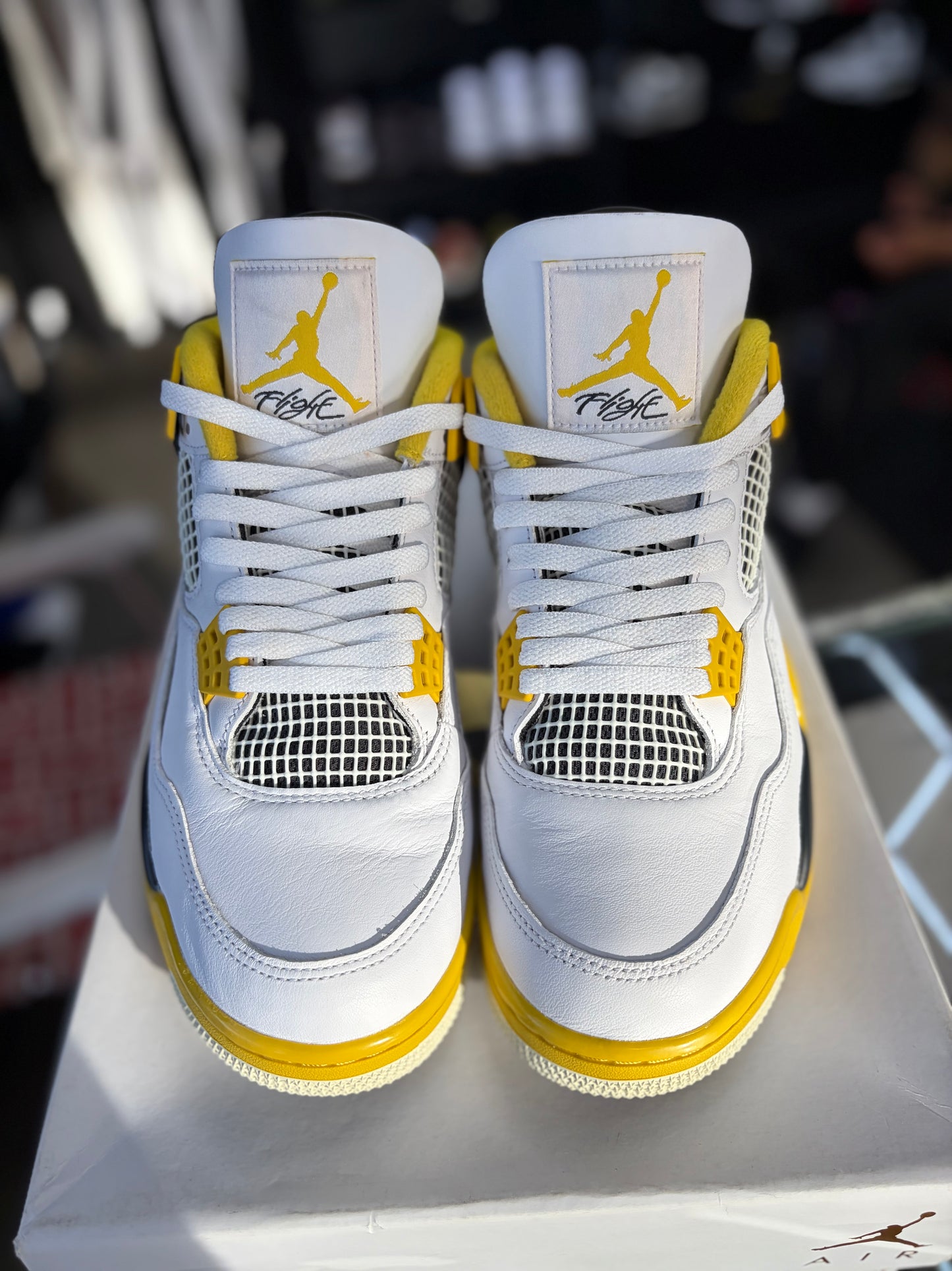 Jordan 4 “Sulfur” Size 10.5 Men