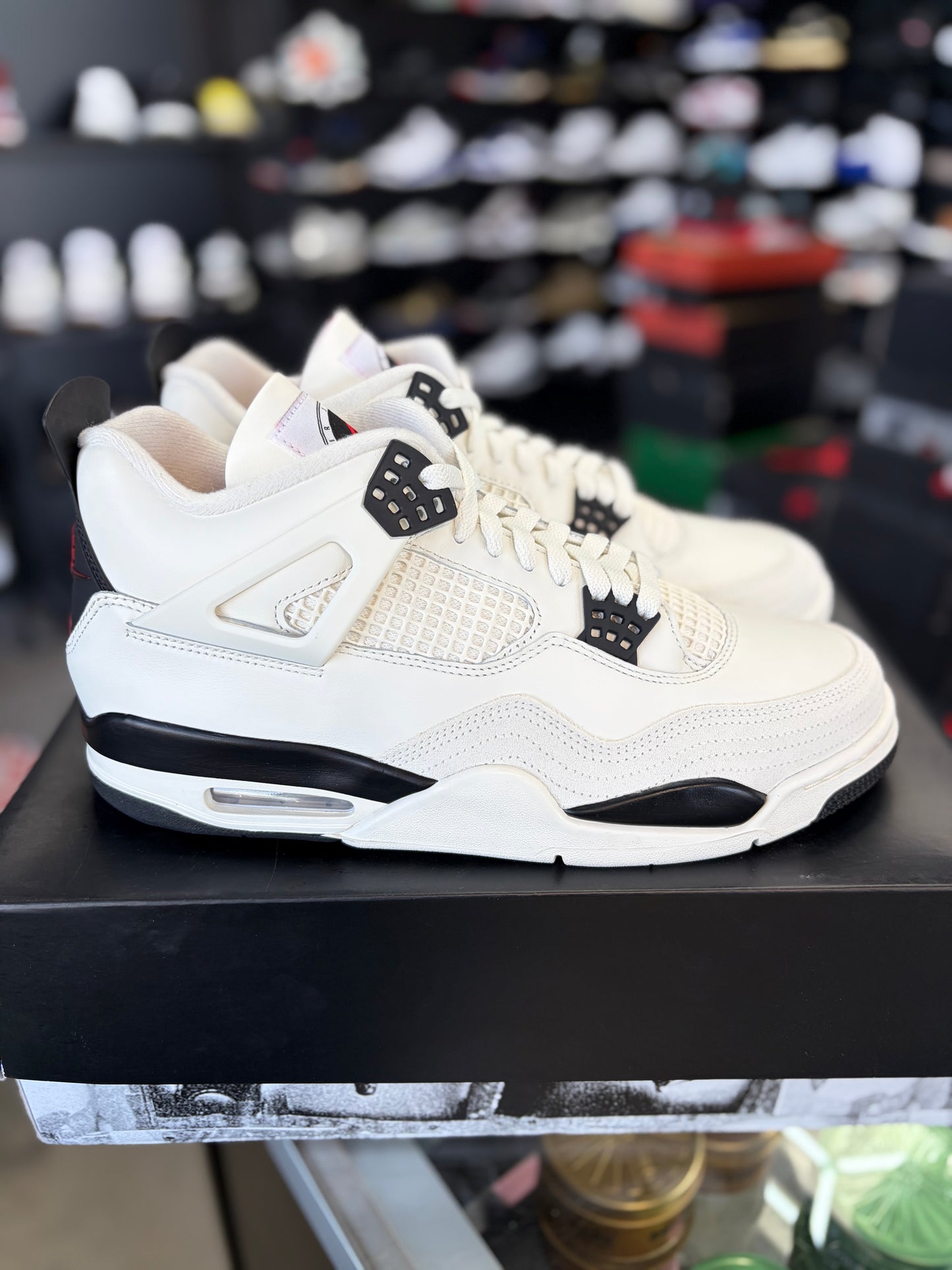 Jordan 4 “Flight Club” Size 12