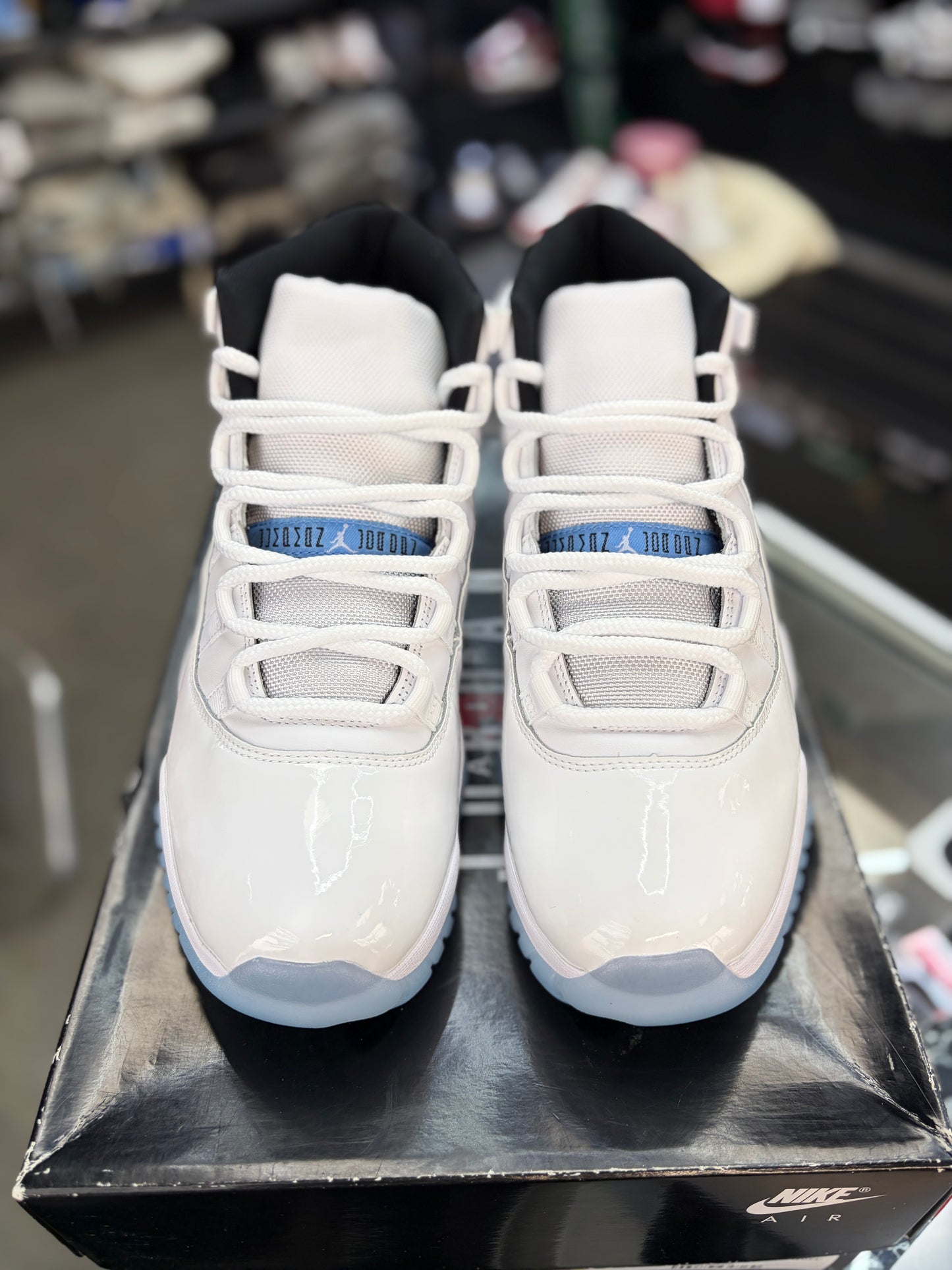 Jordan 11 “Legend Blue” Size 9.5
