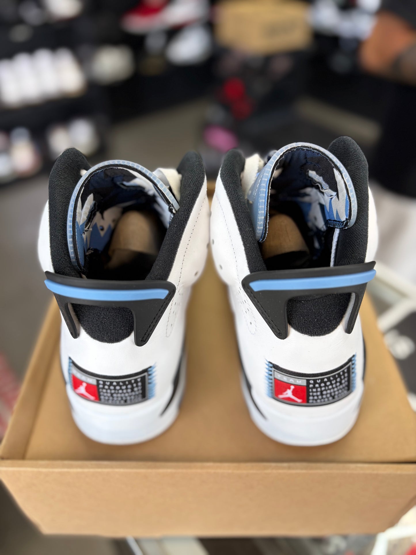 Jordan 6 “UNC” Size 8.5