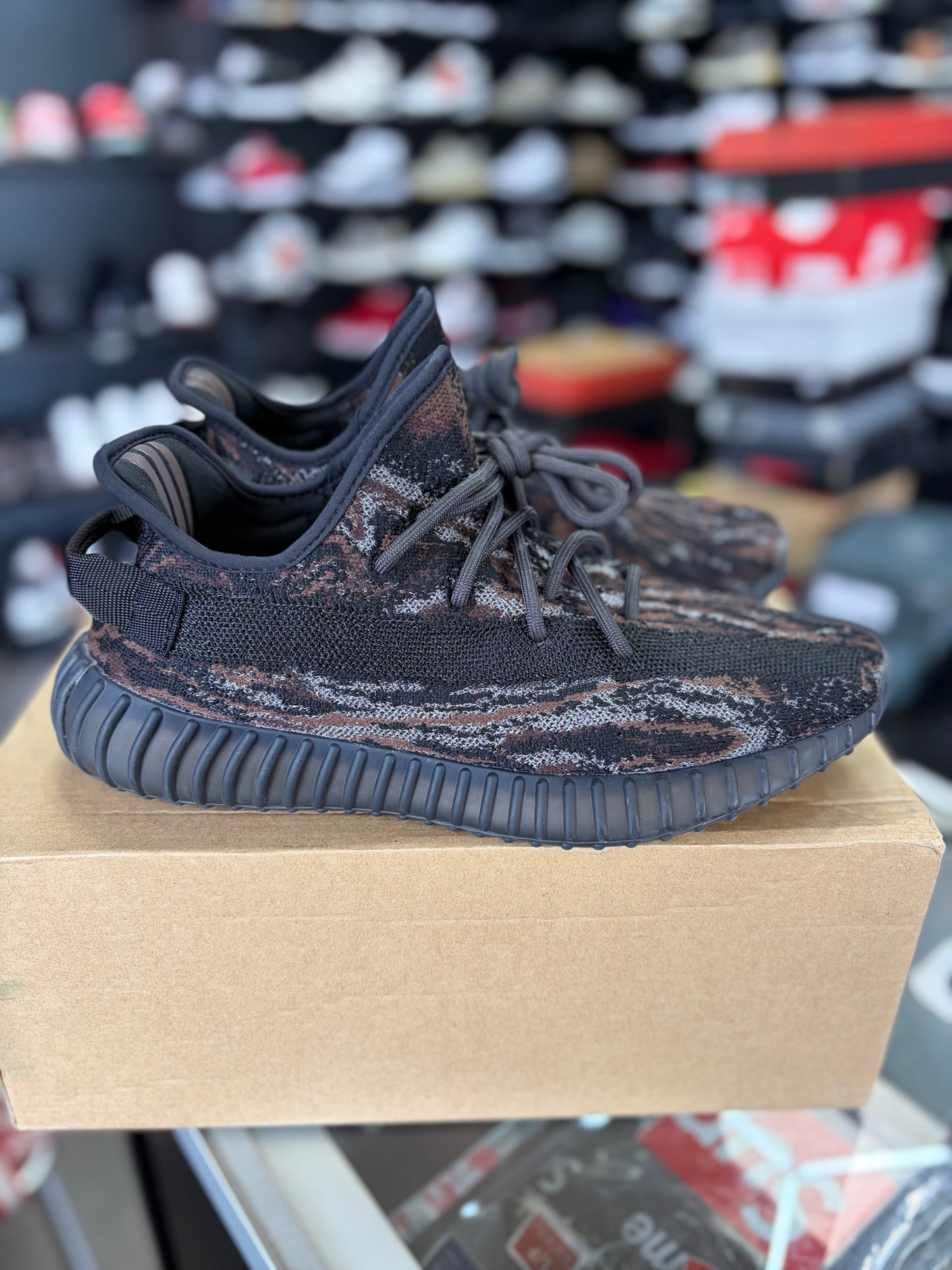 Yeezy 350 “Mx Dark Salt” Size 9.5