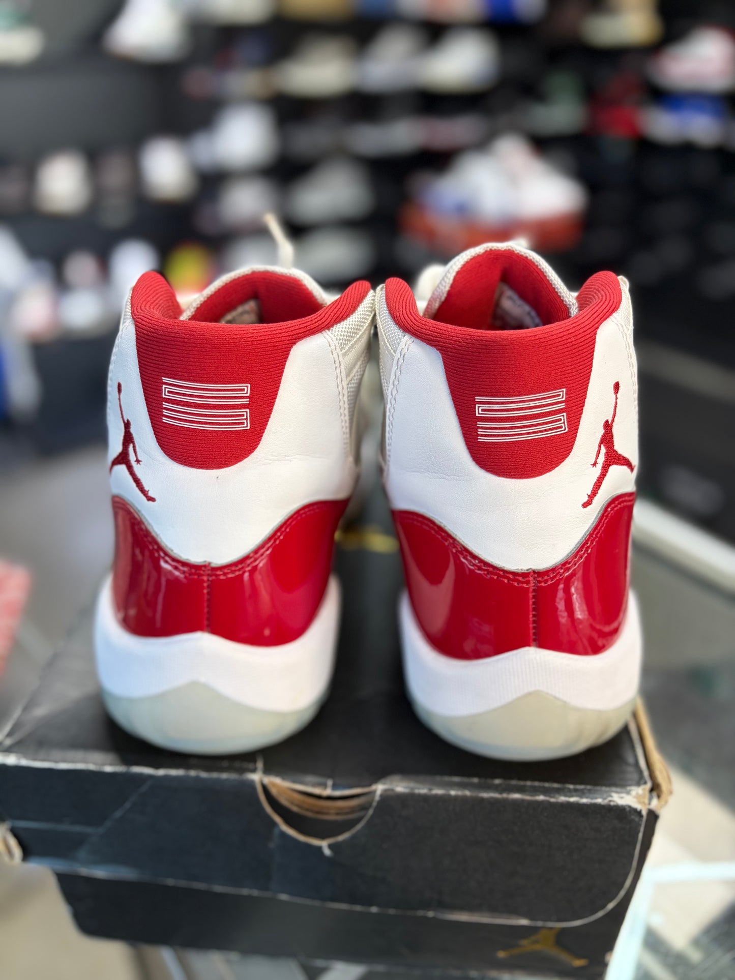 Jordan 11 “Cherry” Size 9