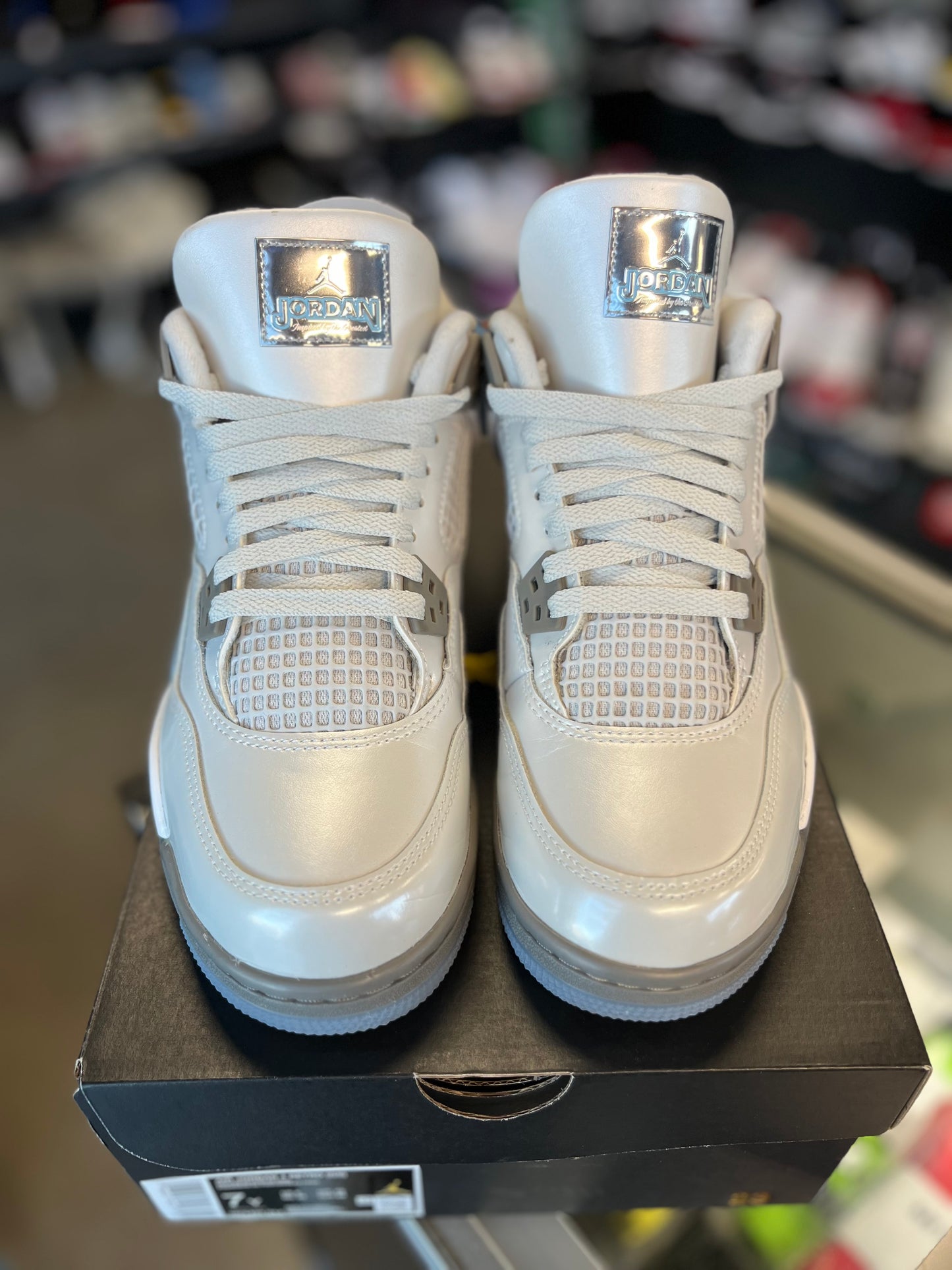 Jordan 4 “Blue Dust Chill” Size 7y/8.5w