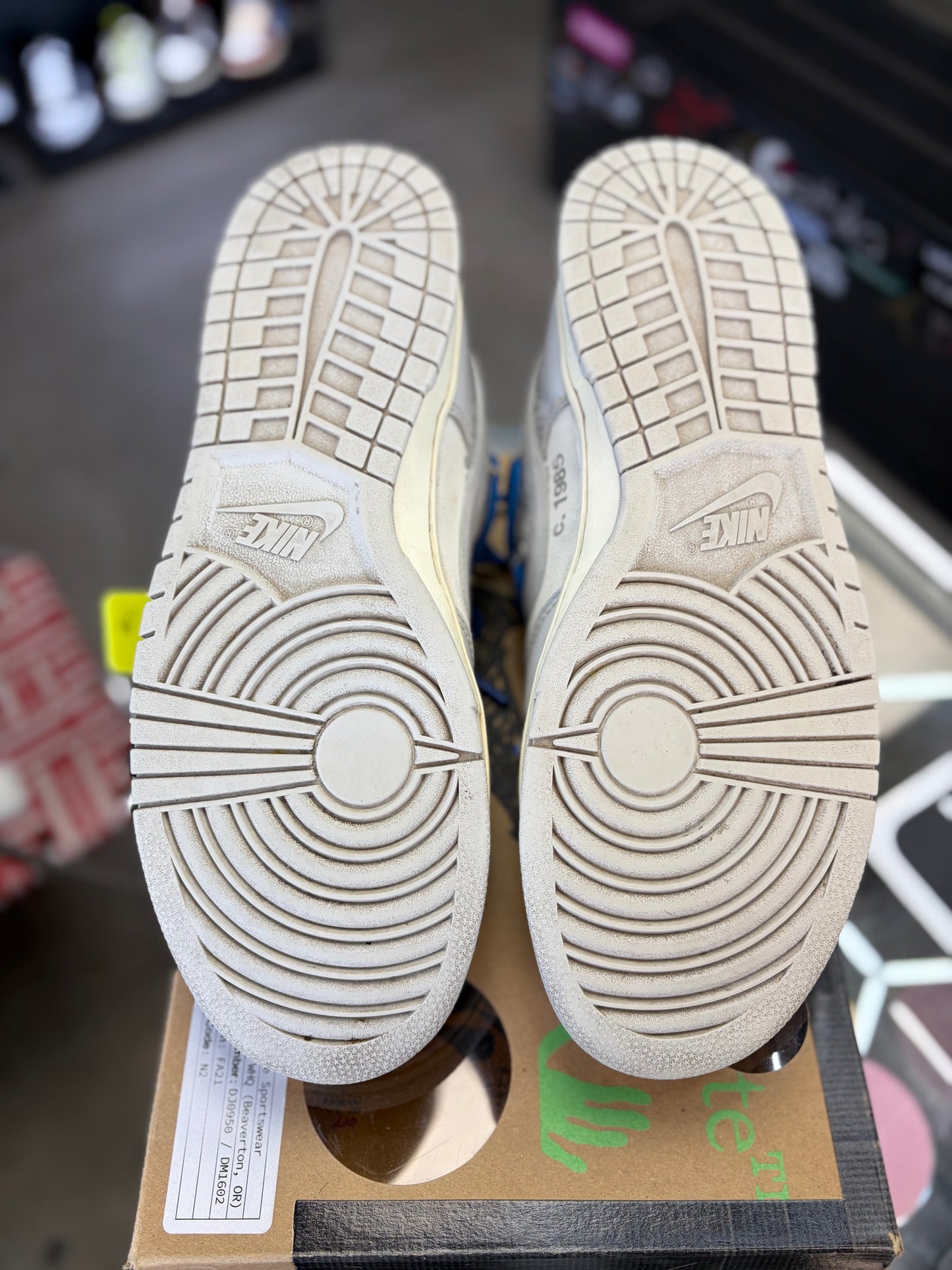 Nike Dunk Off White “Lot 10” Size 12