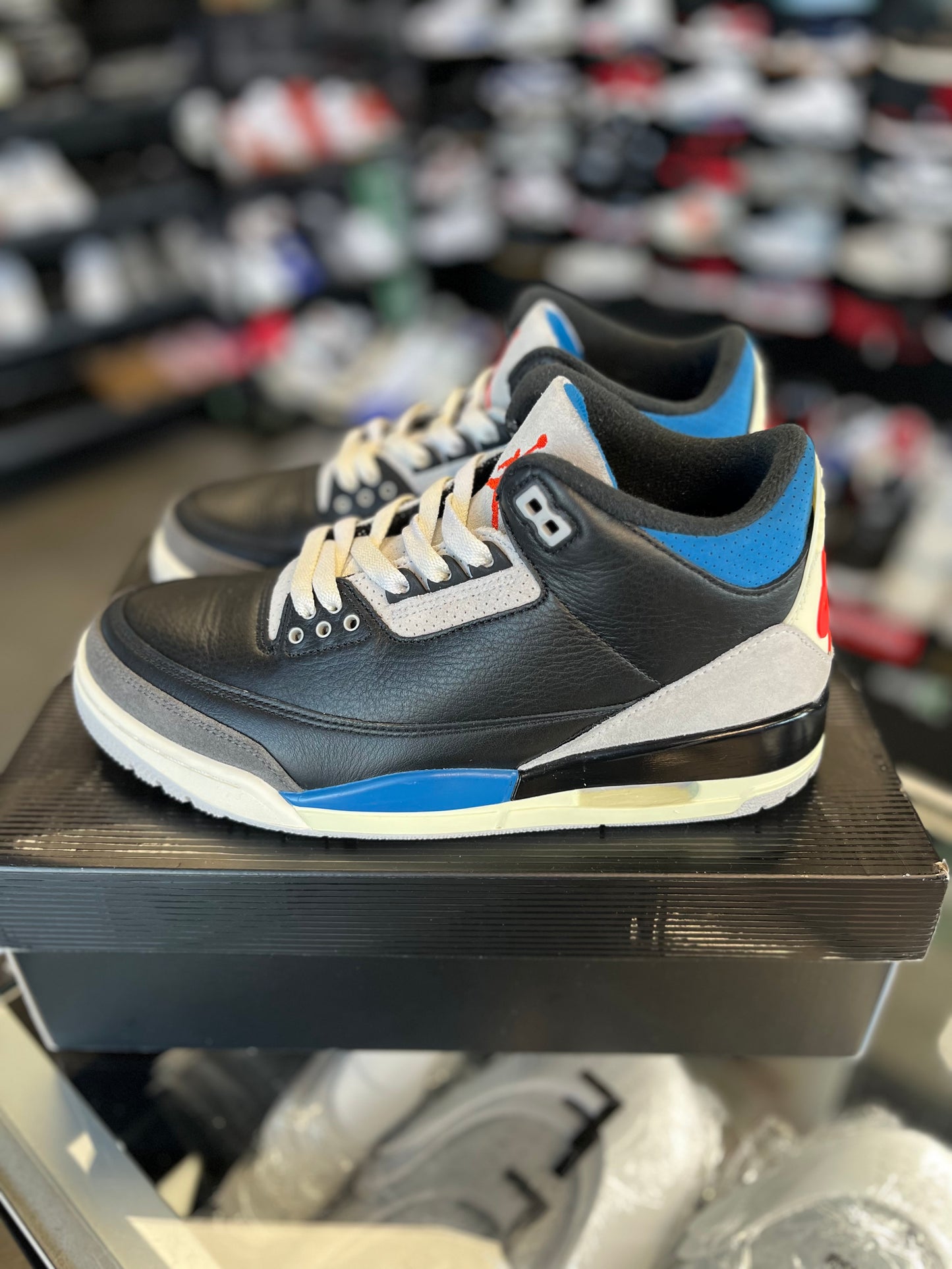 Jordan 3 “Rare Air” Size 8.5