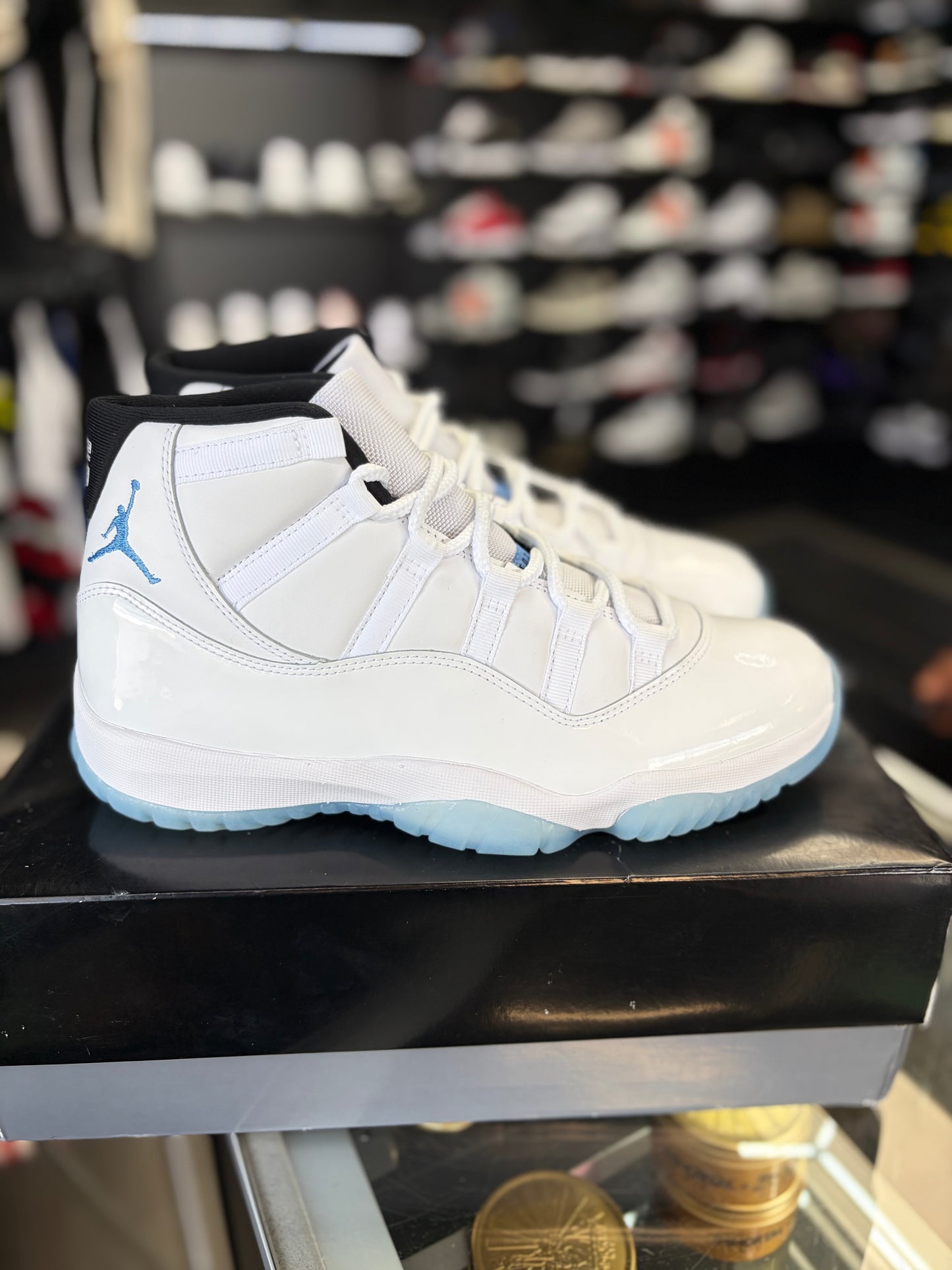 Jordan 11 “Legend Blue” Size 10