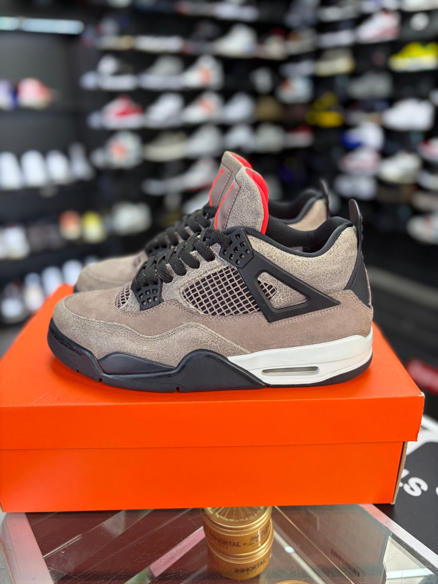 Jordan 4 “Taupe Haze” Size 9