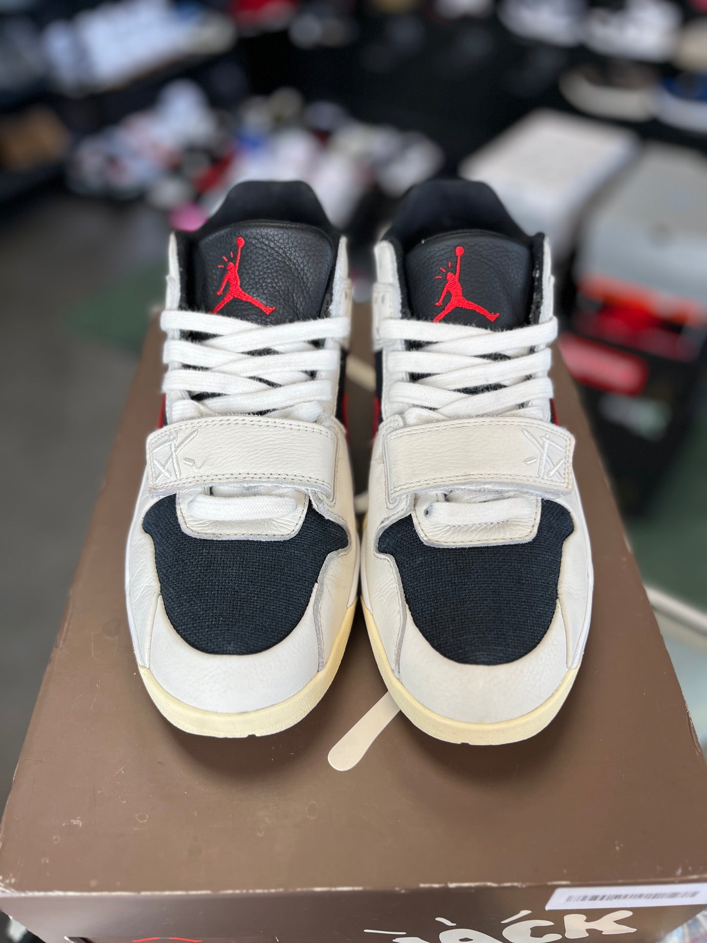 Jumpman Jack x Travis Scott “University Red” Size 9.5