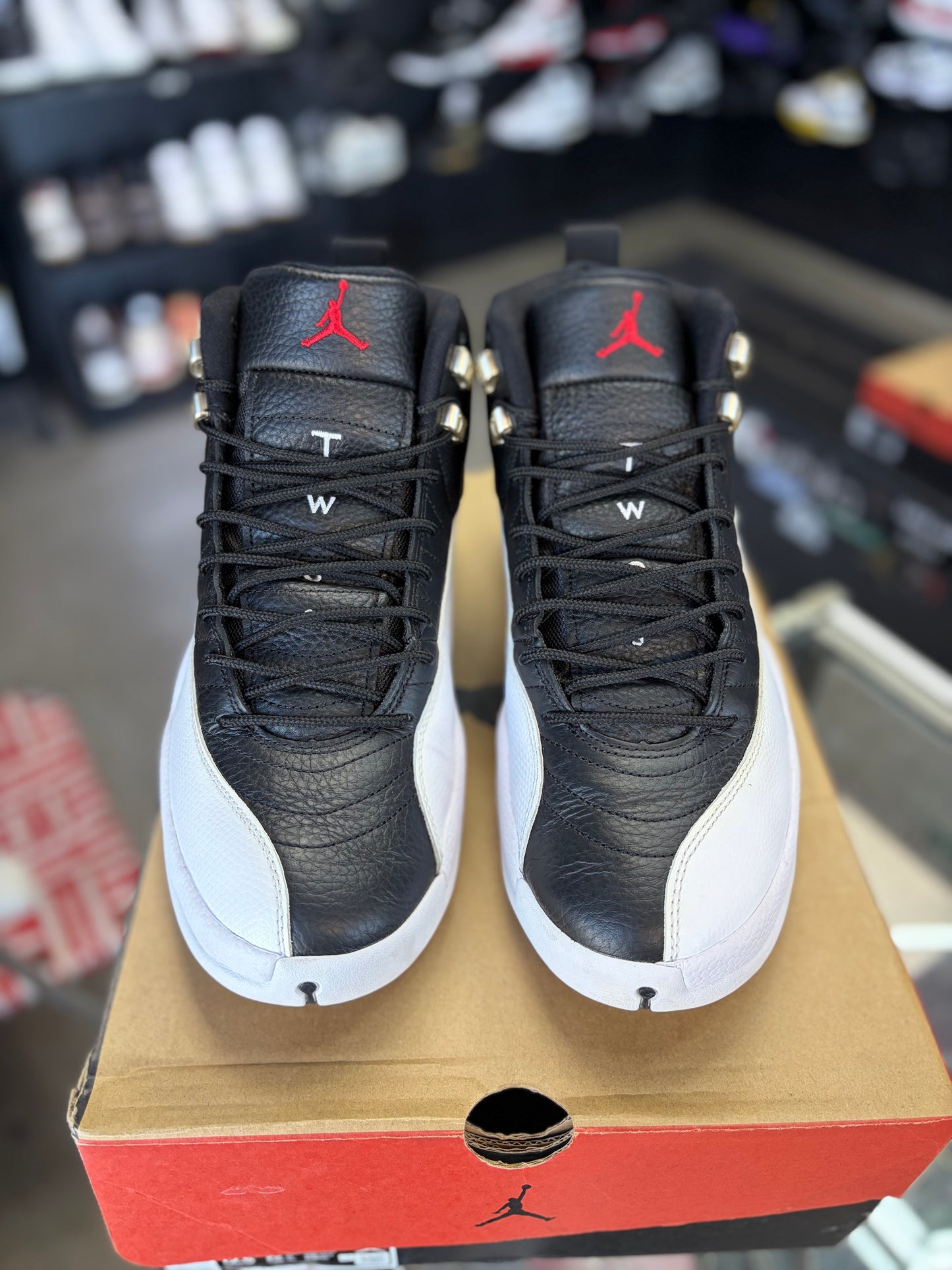 Jordan 12 “Playoffs” Size 11