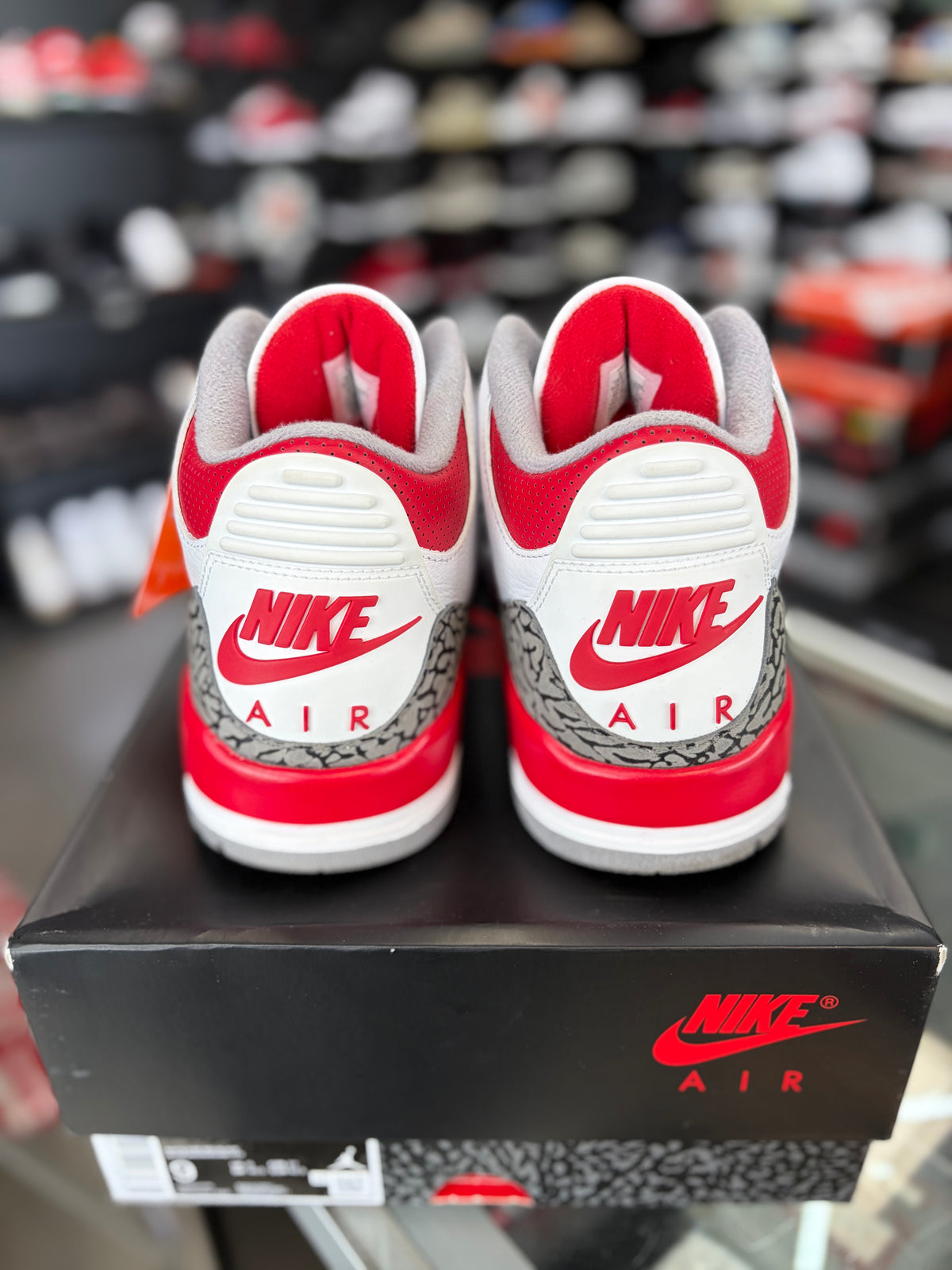 Jordan 3 “Fire Red” Size 9