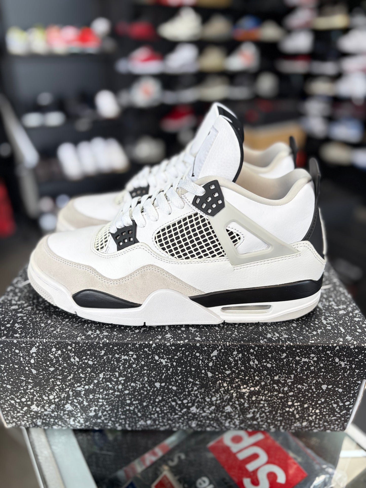 Jordan 4 “Military Black” Size 9.5