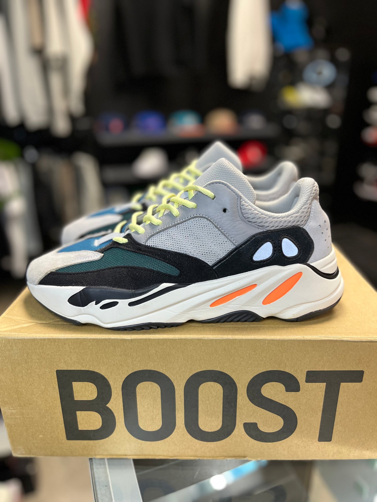 Yeezy 700 “Waverunner” Size 12.5