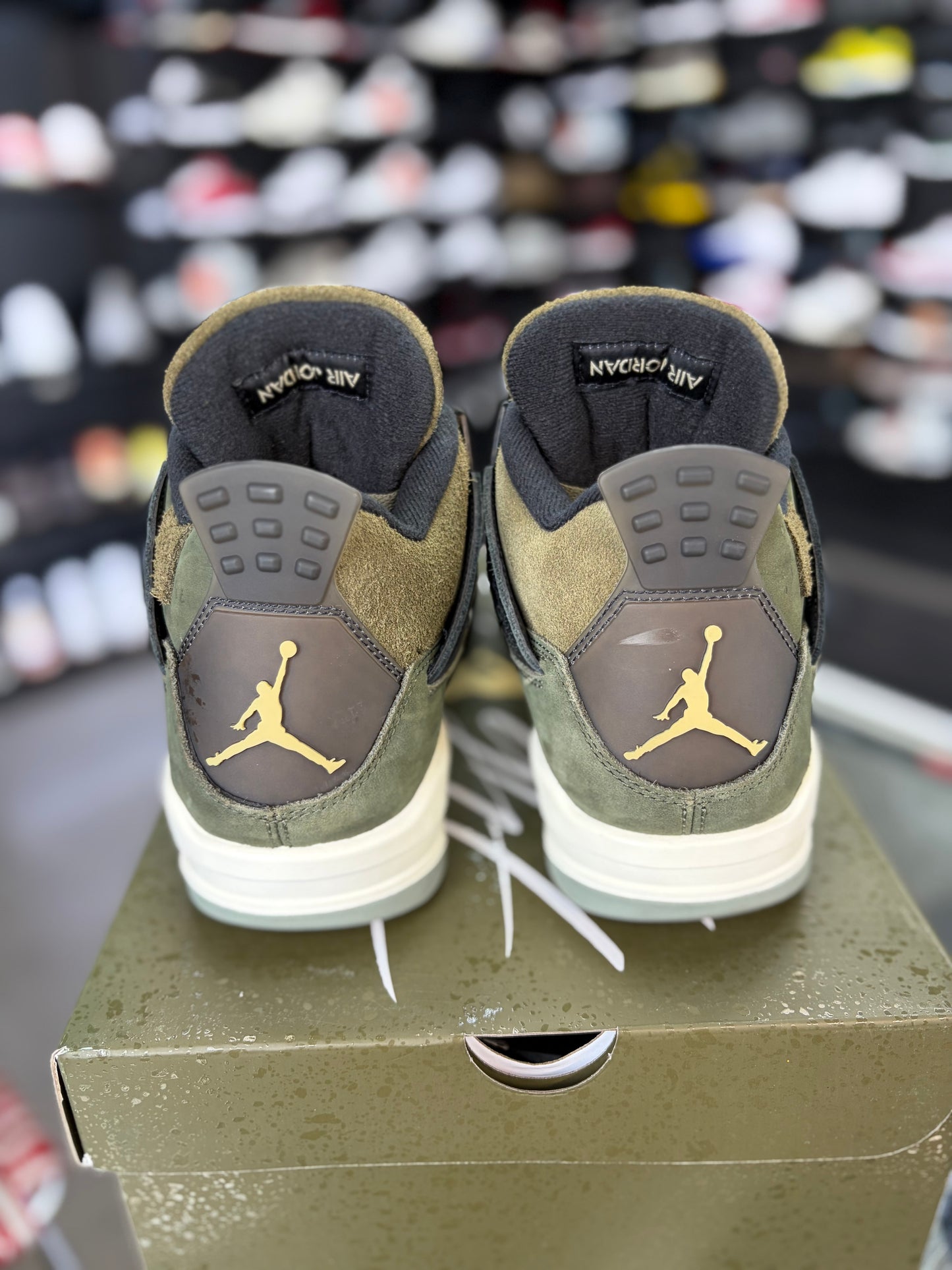 Jordan 4 “Craft Olive” Size 8.5