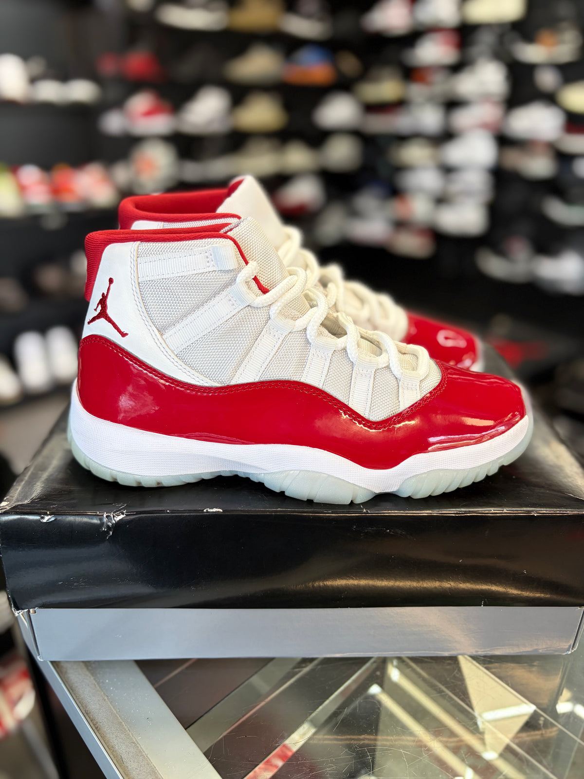 Jordan 11 “Cherry” Size 8.5