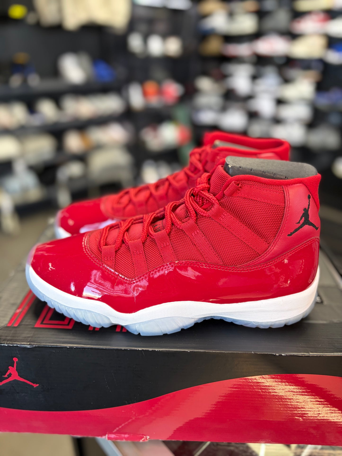 Jordan 11 “Win Like 96” Size 9.5