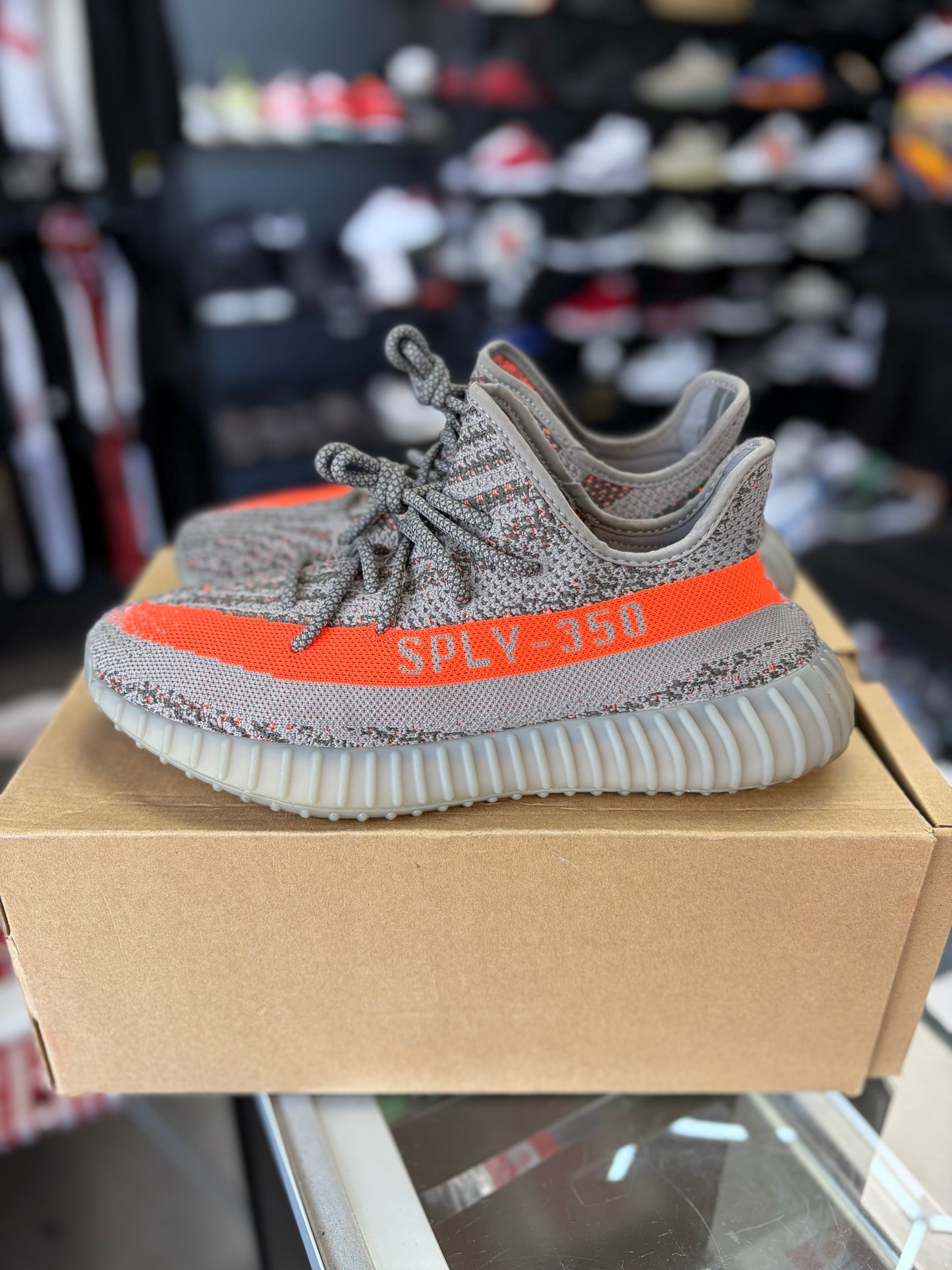 Yeezy 350 “Beluga Reflective” Size 9.5