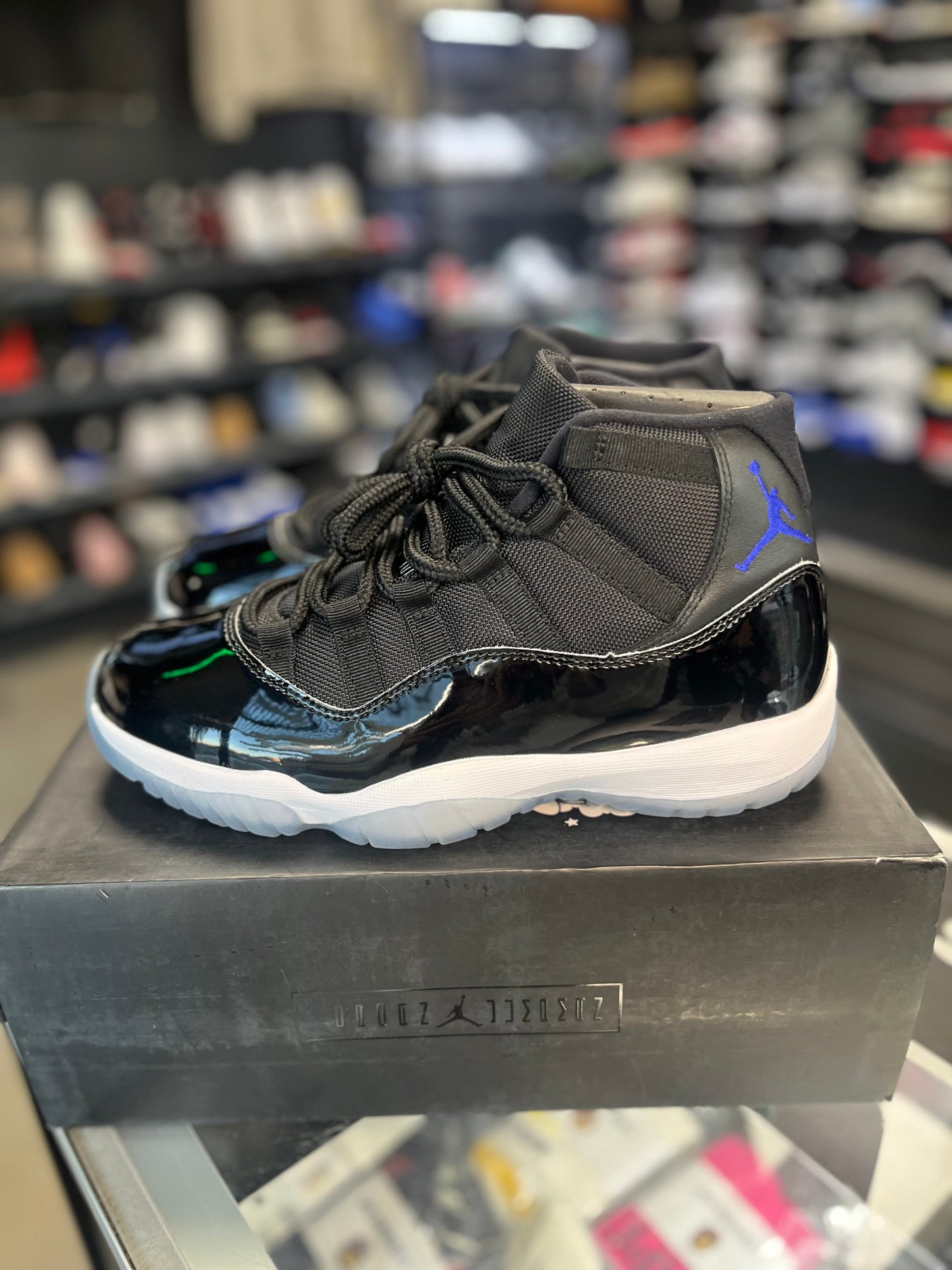 Jordan 11 “SPACEJAM” (2016) Size 9