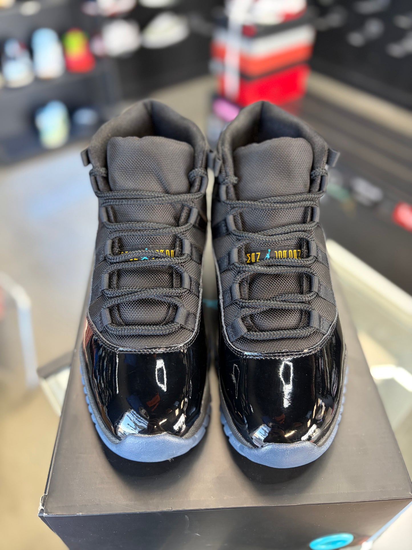 Jordan 11 “Gamma” Size 9.5